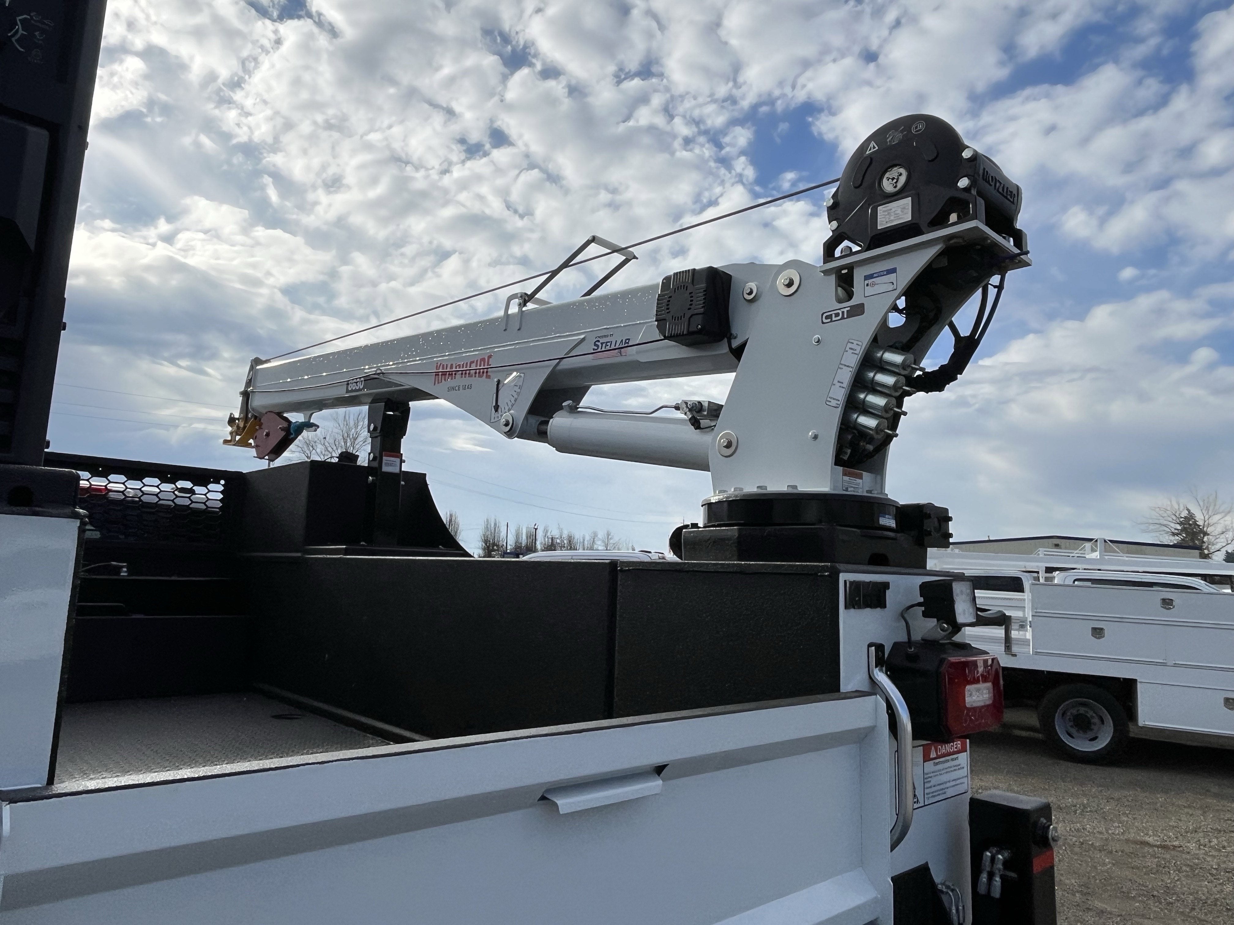 2026 Ford Super Duty F-550 DRW XL 4WD SuperCab 168 WB 60 CA