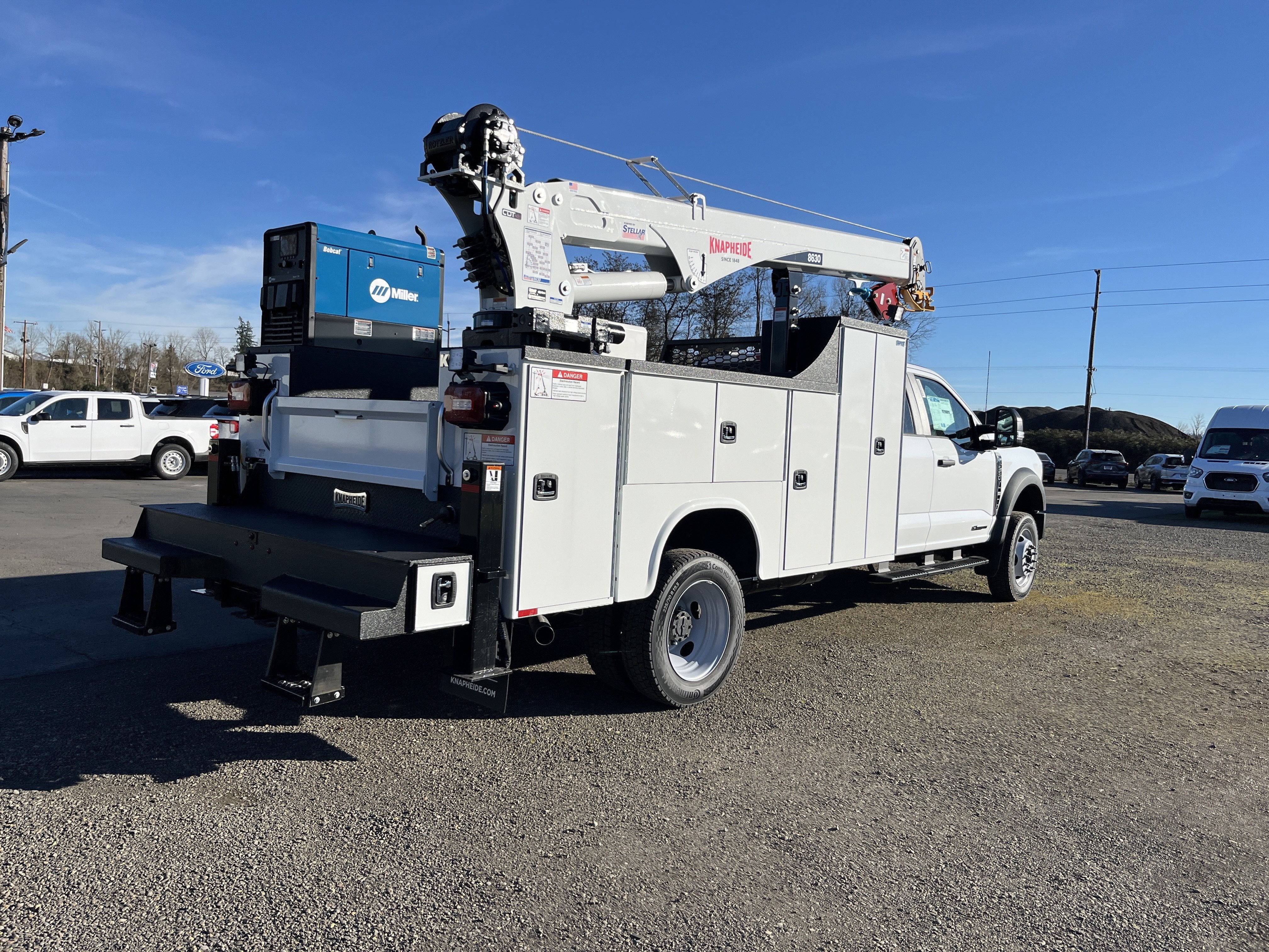 2026 Ford Super Duty F-550 DRW XL 4WD SuperCab 168 WB 60 CA