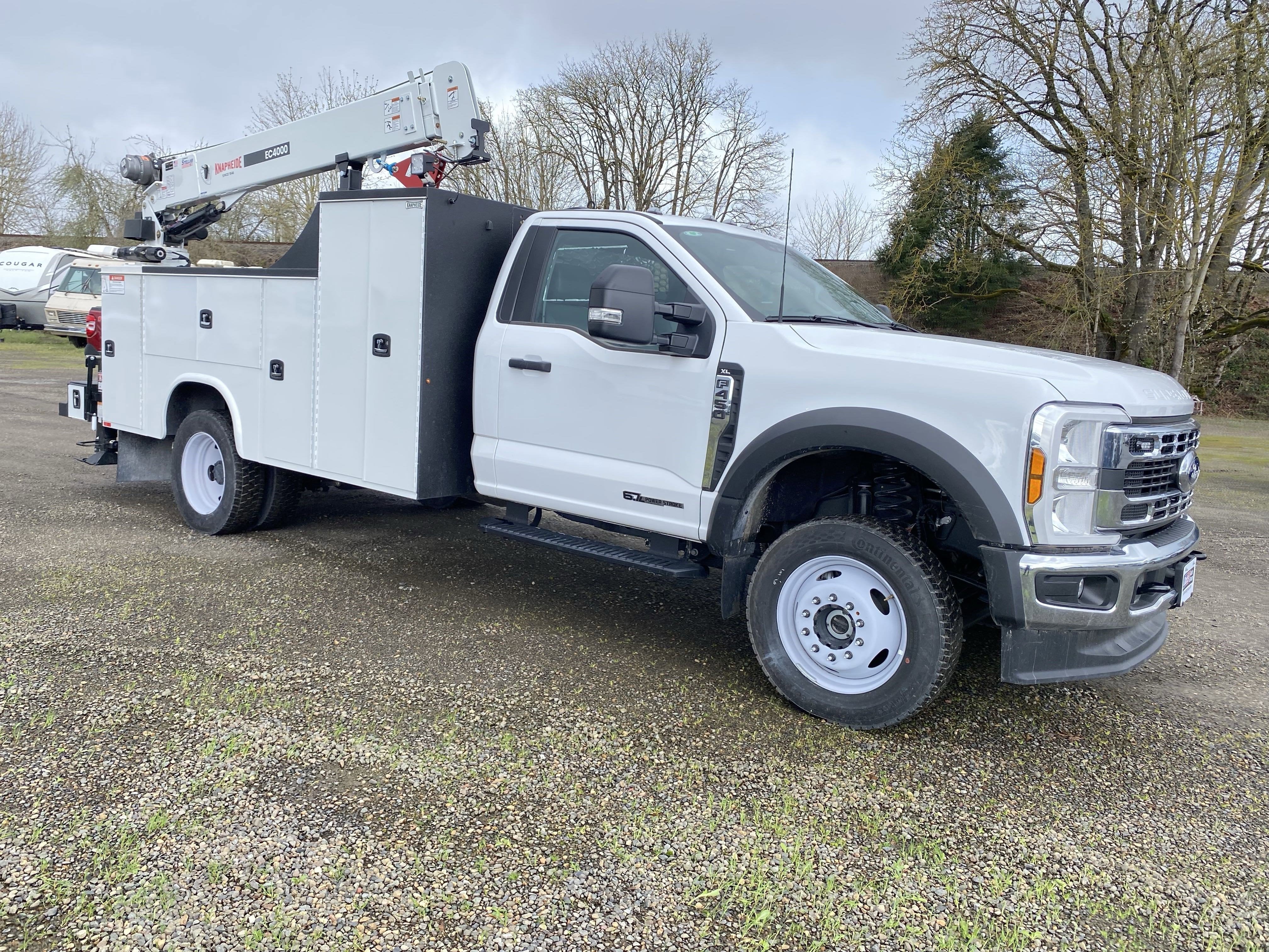 2024 Ford Super Duty F-450 DRW XL