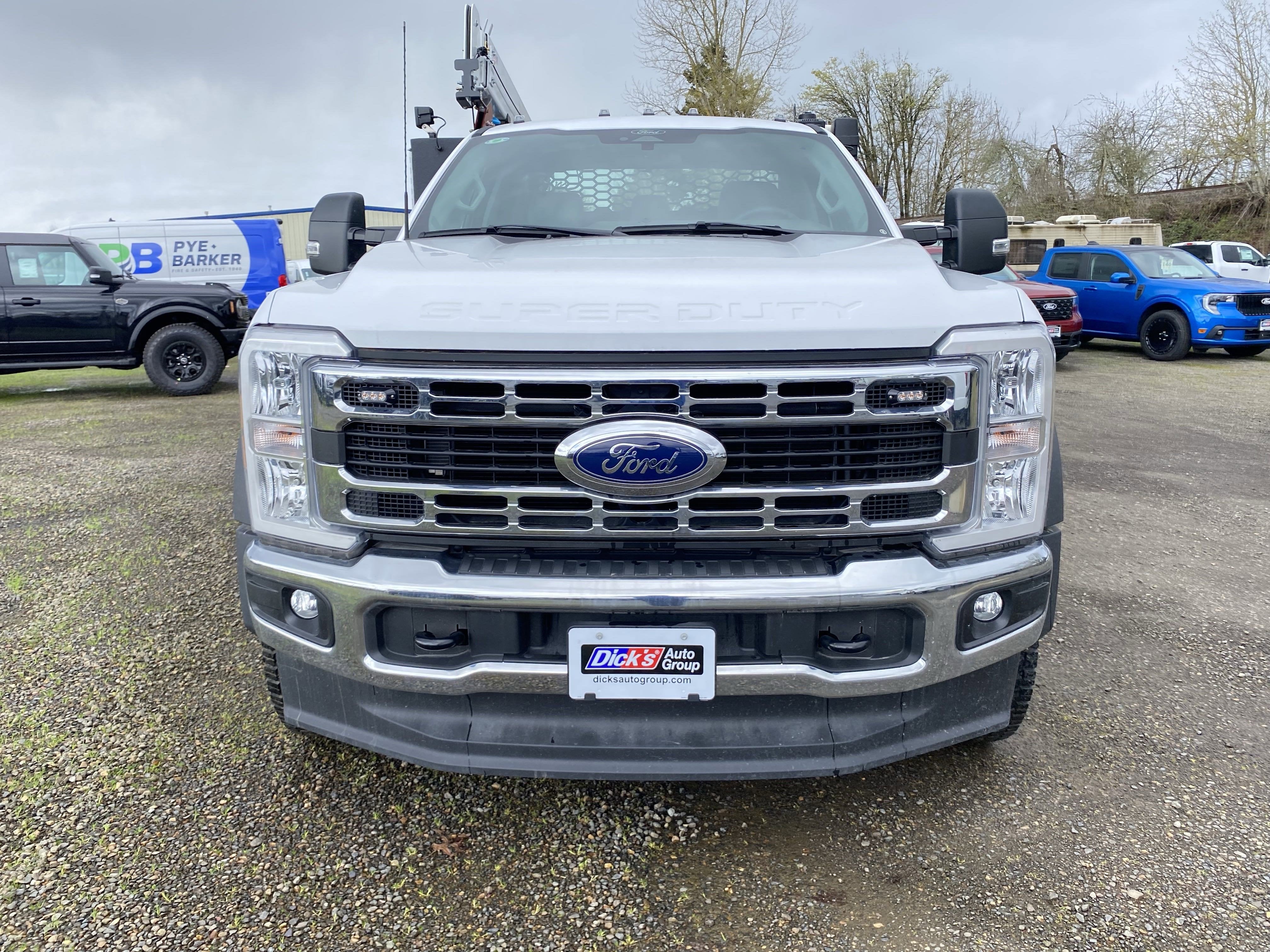 2024 Ford Super Duty F-450 DRW XL
