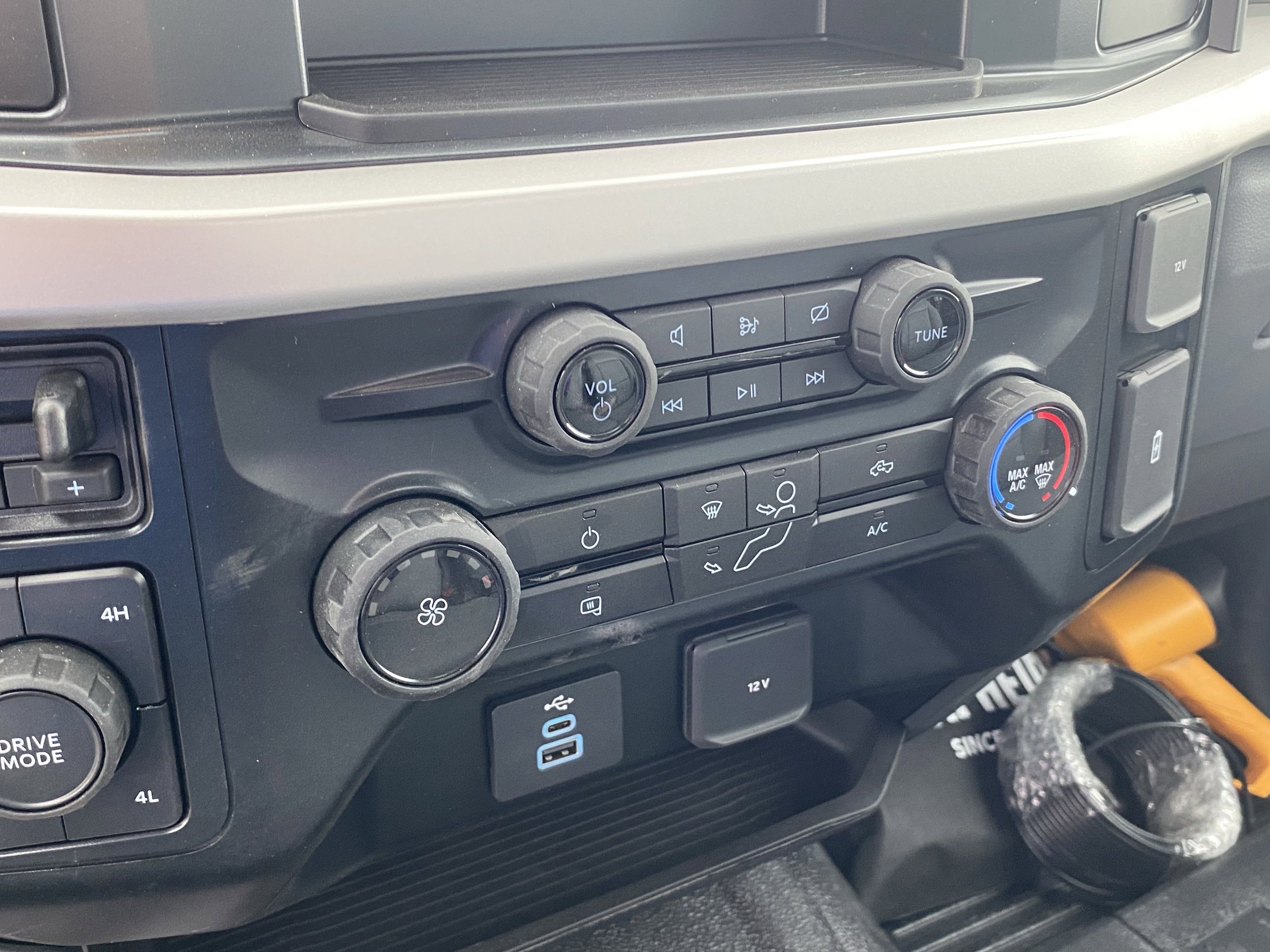 2024 Ford Super Duty F-450 DRW XL