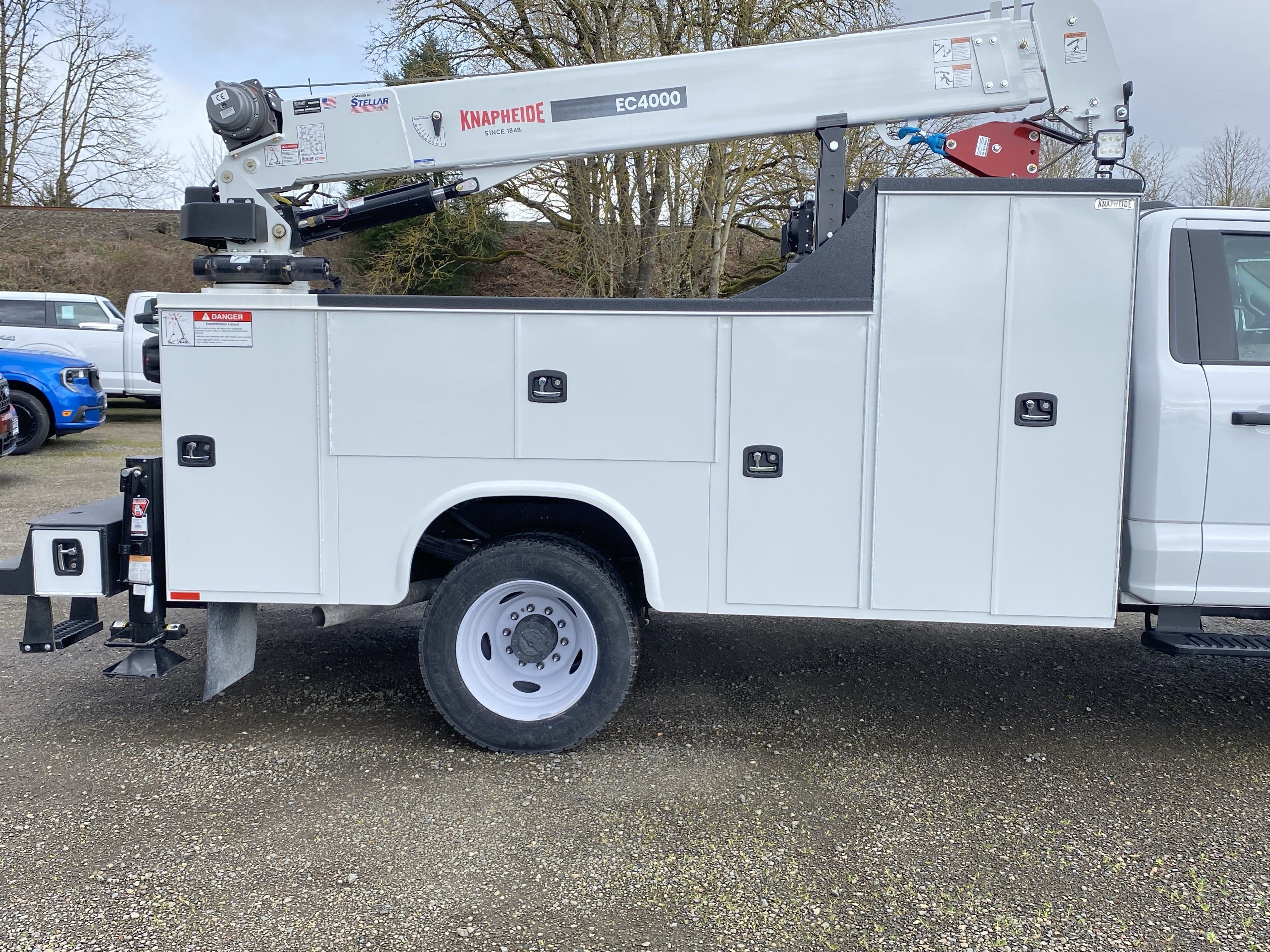 2024 Ford Super Duty F-450 DRW XL