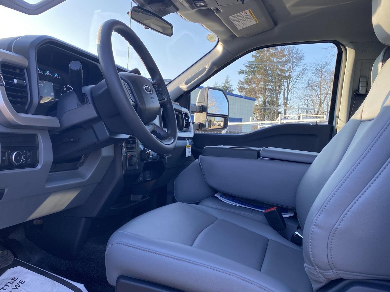 2024 Ford Super Duty F-550 DRW XL