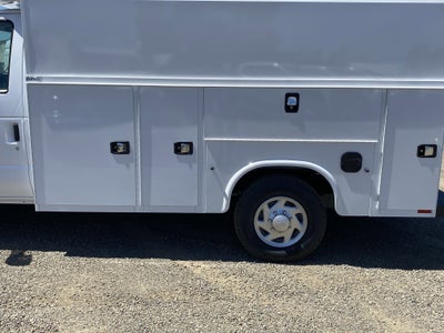 2026 Ford E-Series Cutaway E-350 SRW 138 WB