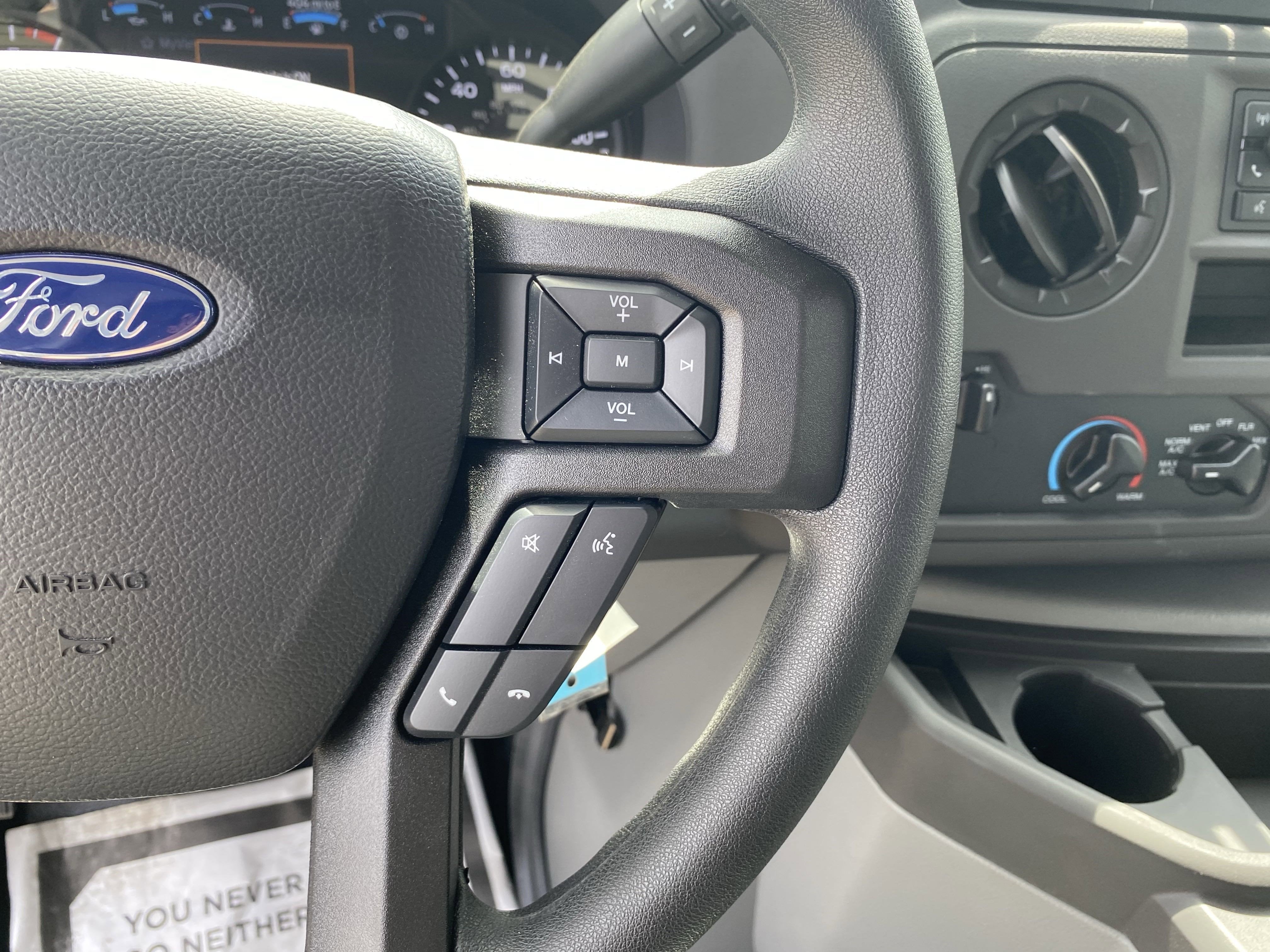 2026 Ford E-Series Cutaway E-350 SRW 138 WB