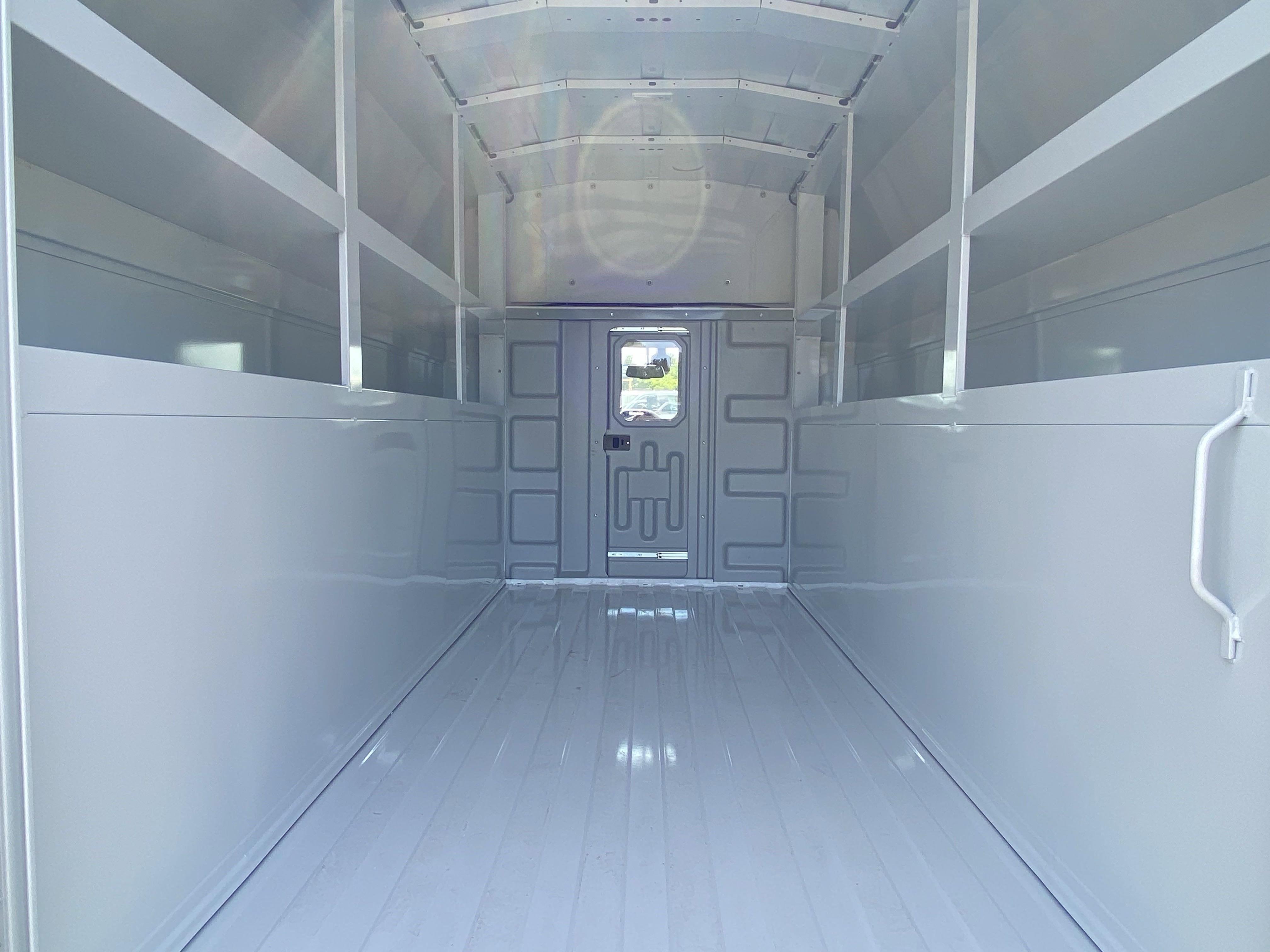 2026 Ford E-Series Cutaway E-350 SRW 138 WB