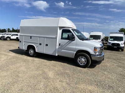 2026 Ford E-Series Cutaway E-350 SRW 138 WB