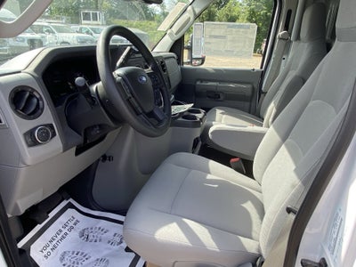 2026 Ford E-Series Cutaway E-350 SRW 138 WB