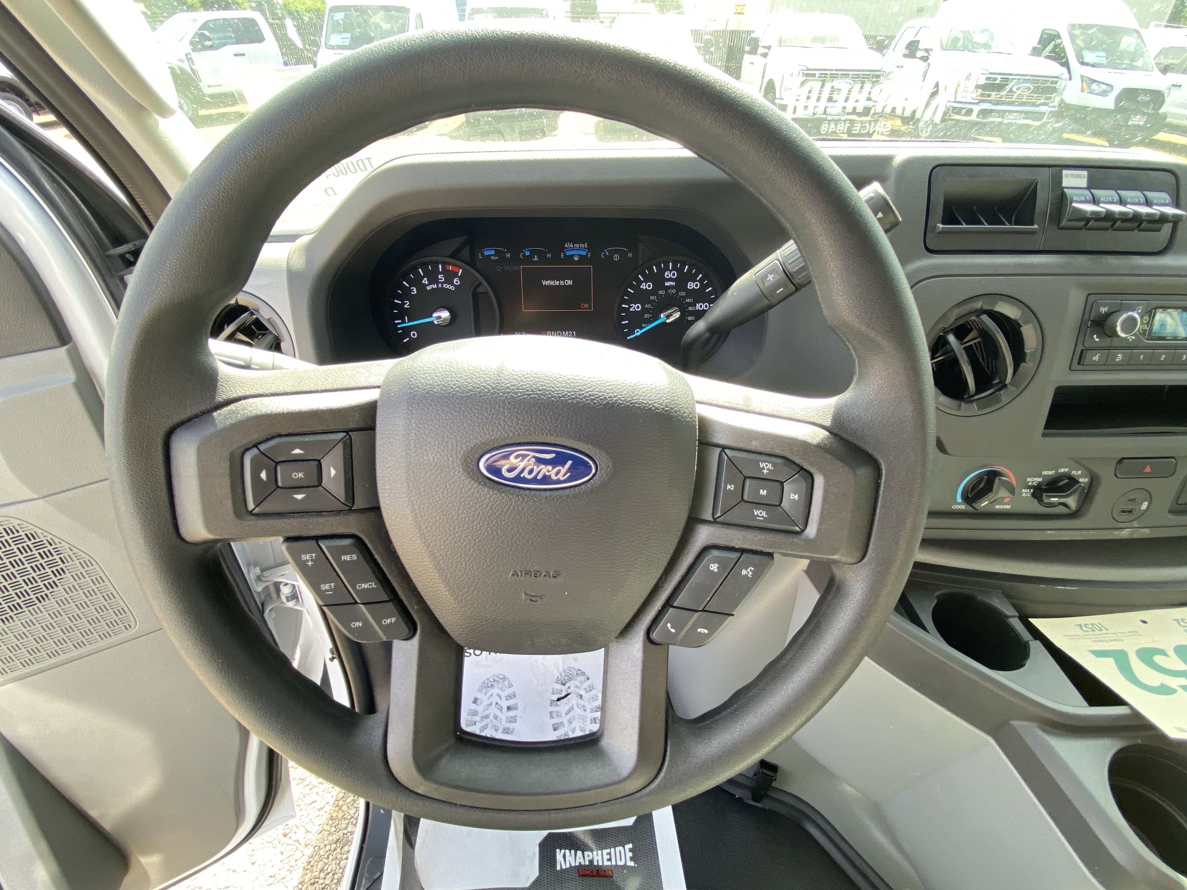 2026 Ford E-Series Cutaway E-350 SRW 138 WB