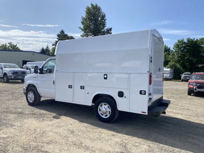 2026 Ford E-Series Cutaway E-350 SRW 138 WB
