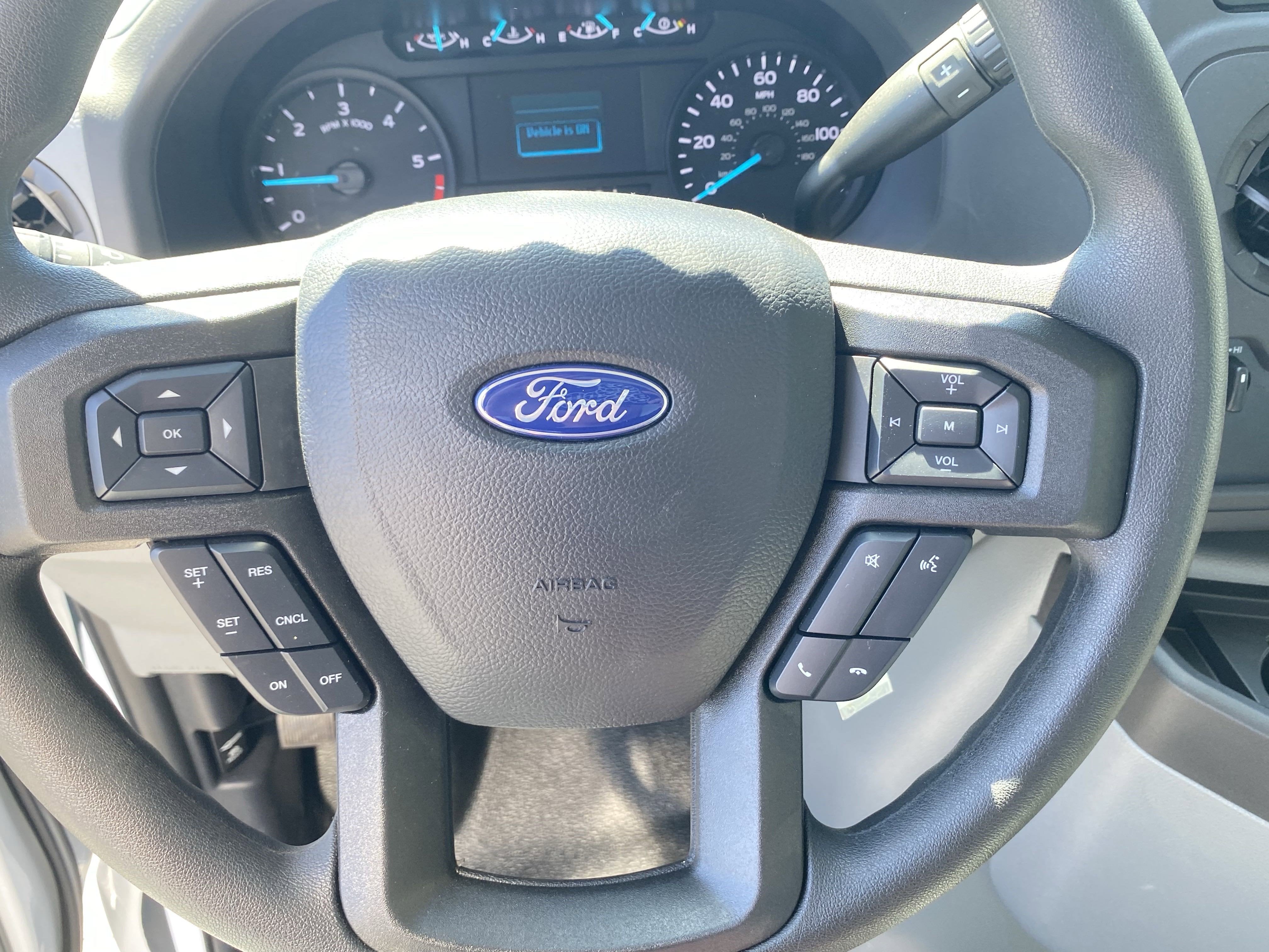 2025 Ford E-Series Cutaway E-350 SRW