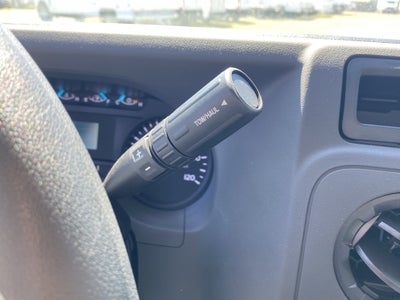 2025 Ford E-Series Cutaway E-350 SRW