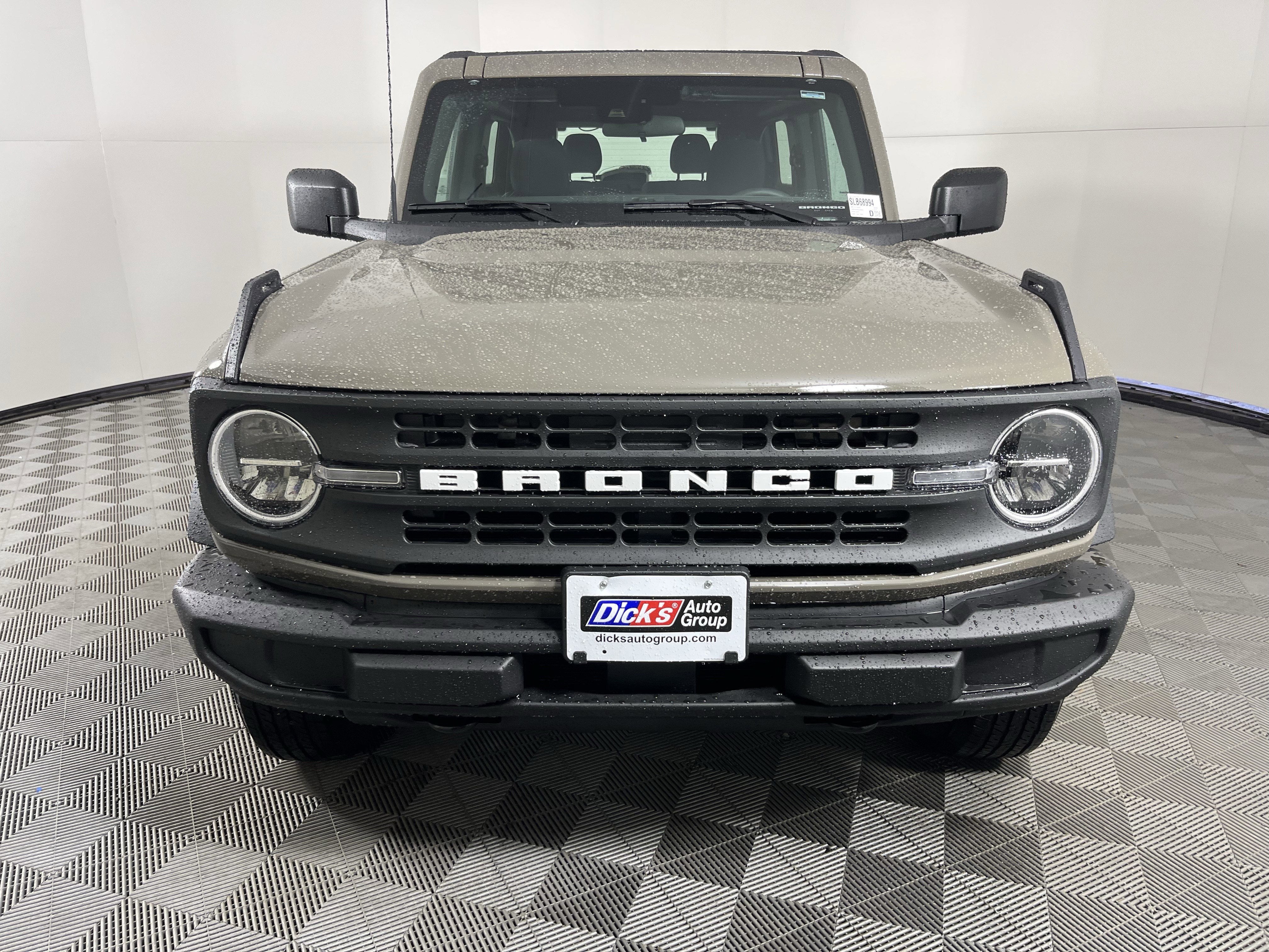 2025 Ford Bronco Base