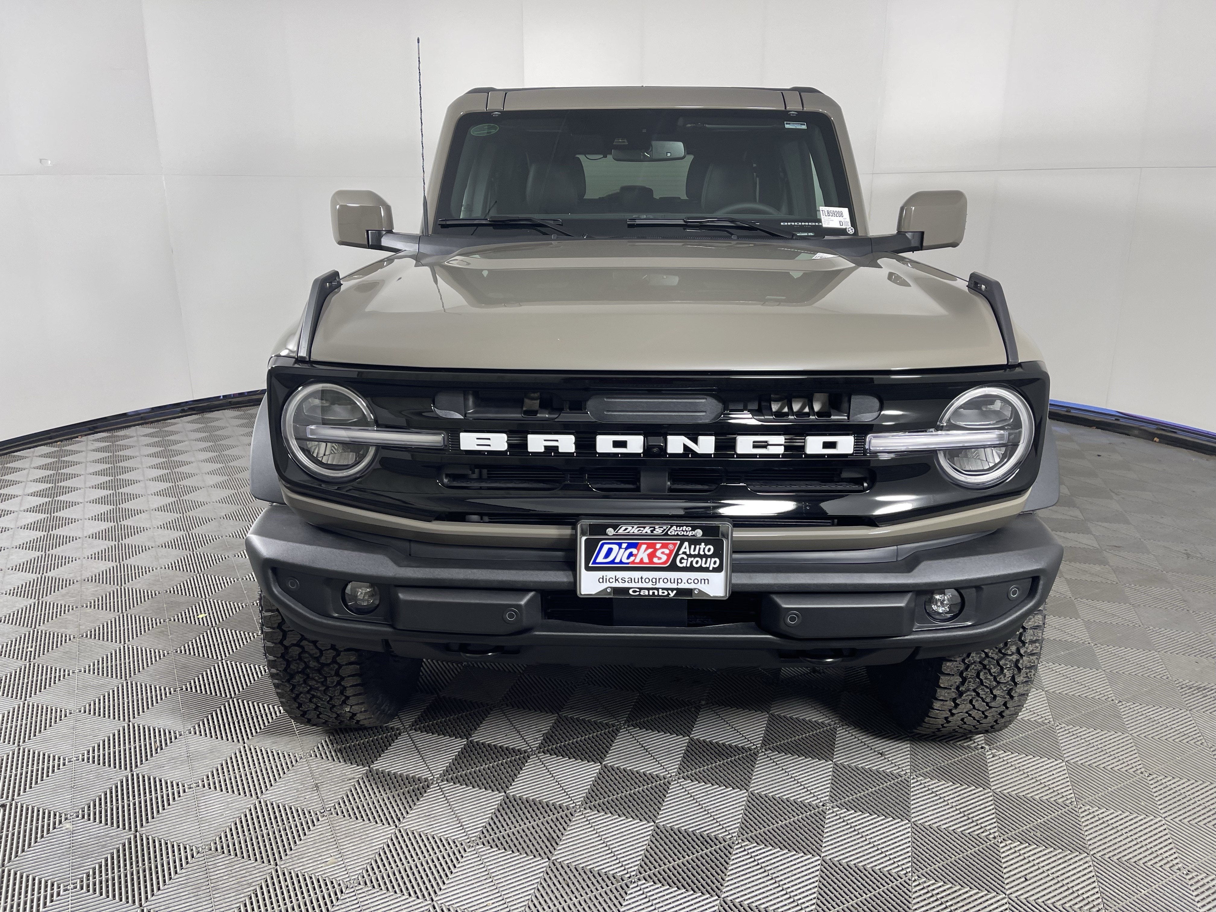 2026 Ford Bronco Outer Banks