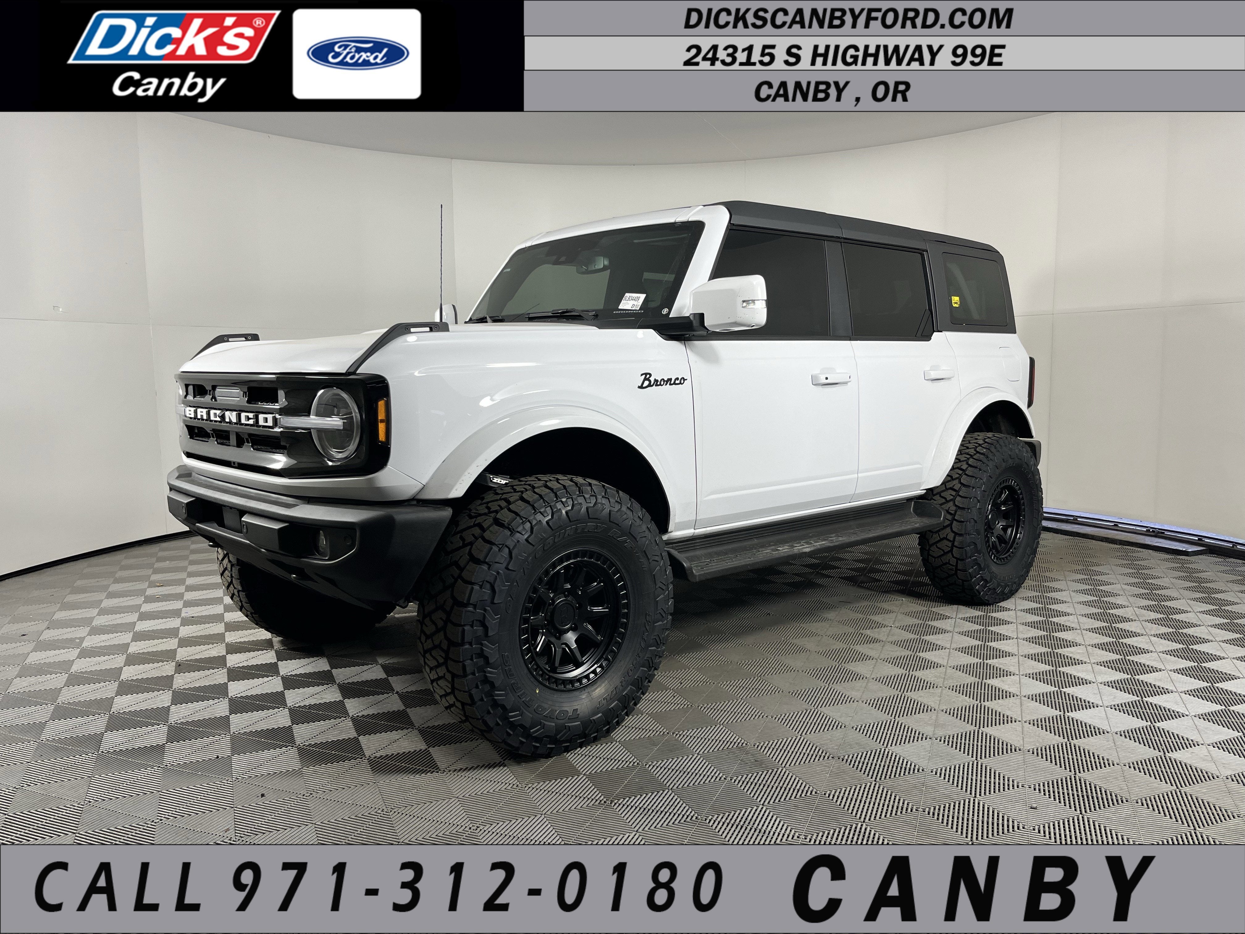 2025 Ford Bronco Outer Banks