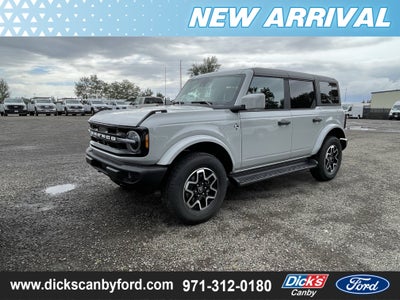 2026 Ford Bronco Outer Banks