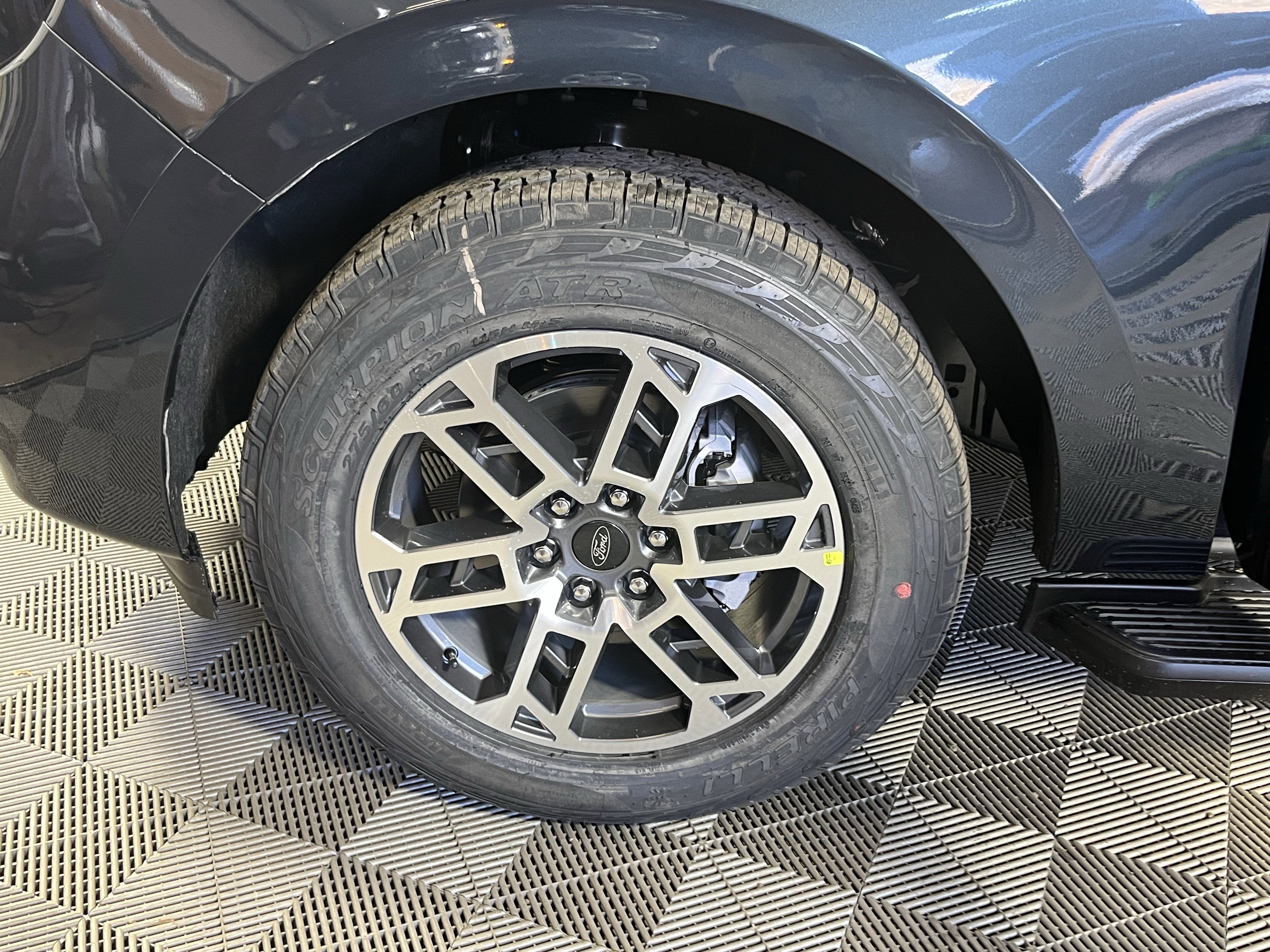 2026 Ford Expedition Max Active