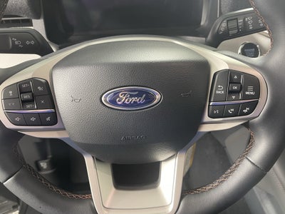 2026 Ford Explorer Active w/100A Pkg 4WD