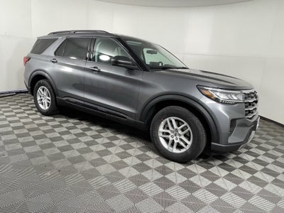 2026 Ford Explorer Active w/100A Pkg 4WD