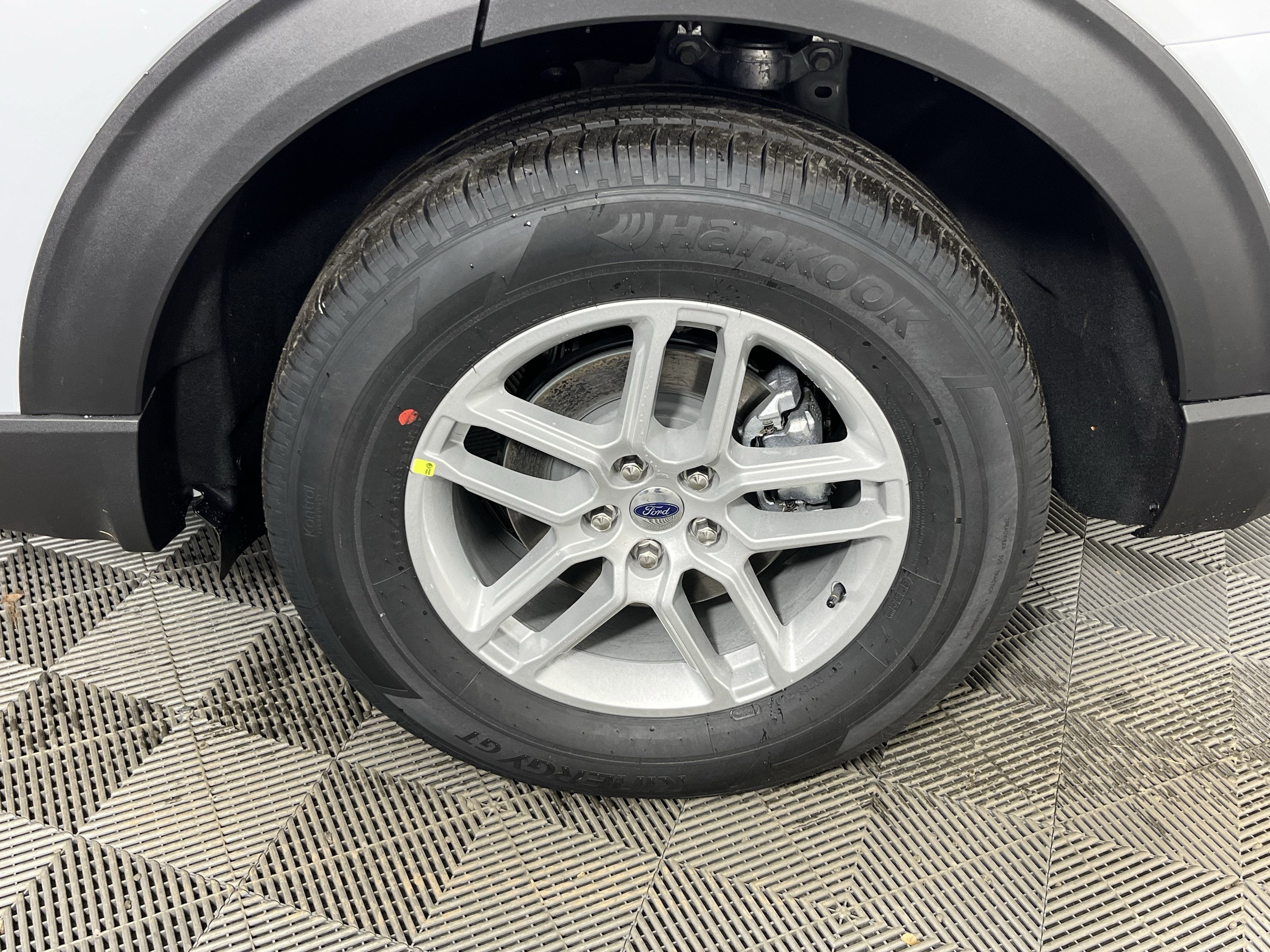 2026 Ford Explorer Active 4WD