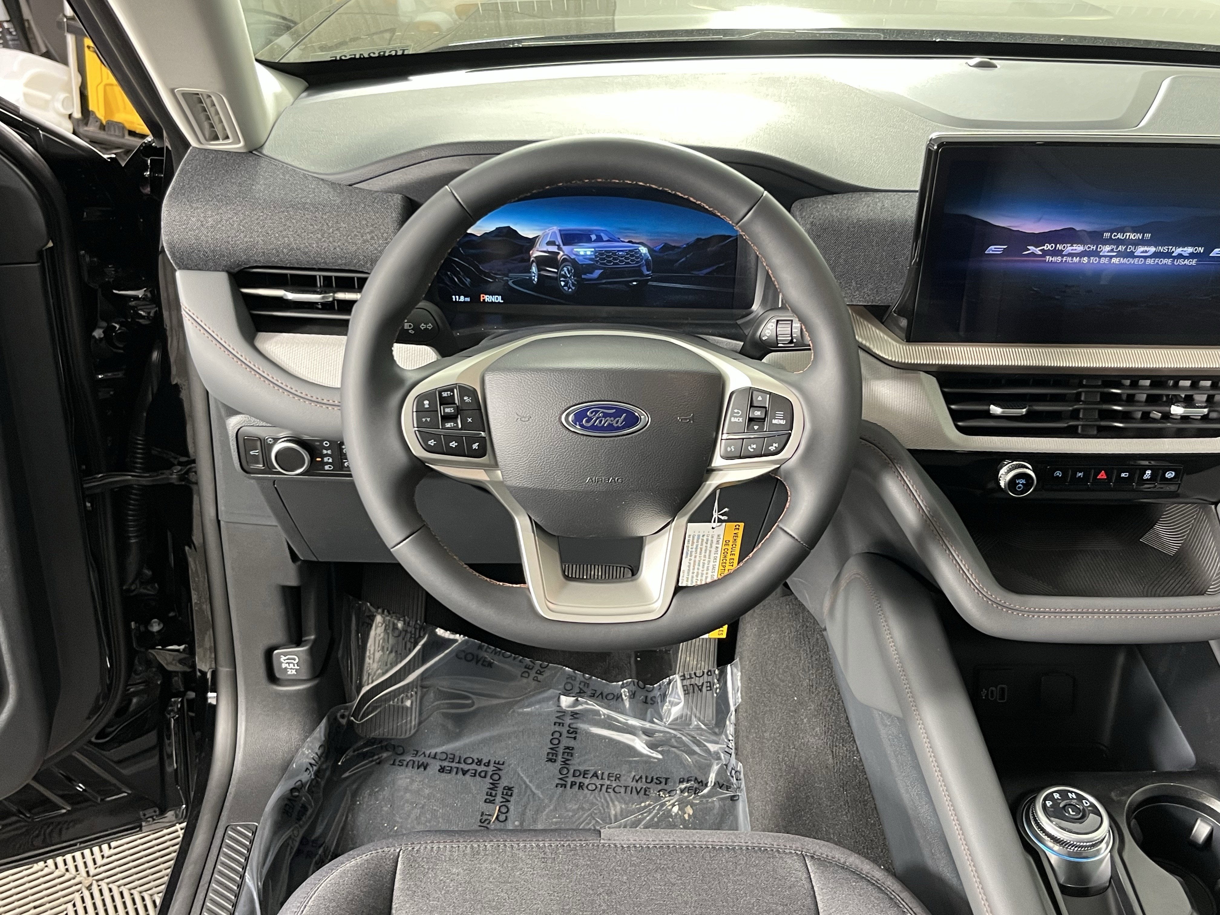 2026 Ford Explorer Active w/100A Pkg 4WD