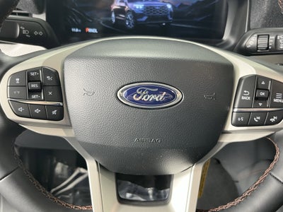 2026 Ford Explorer Active w/100A Pkg 4WD