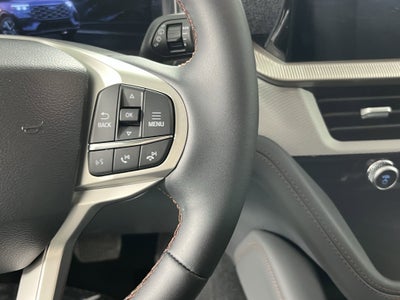 2026 Ford Explorer Active w/100A Pkg 4WD