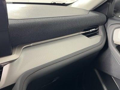 2026 Ford Explorer Active w/100A Pkg 4WD