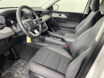2026 Ford Explorer Active w/100A Pkg 4WD