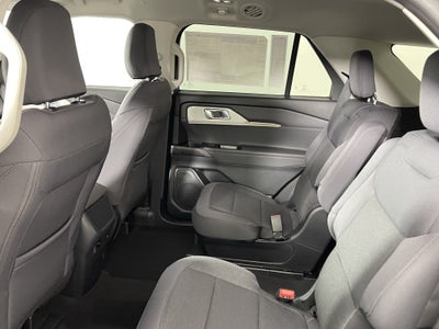 2026 Ford Explorer Active w/100A Pkg 4WD