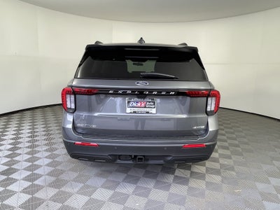 2026 Ford Explorer Active w/100A Pkg 4WD