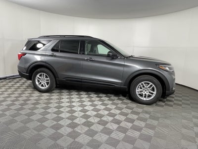 2026 Ford Explorer Active w/100A Pkg 4WD