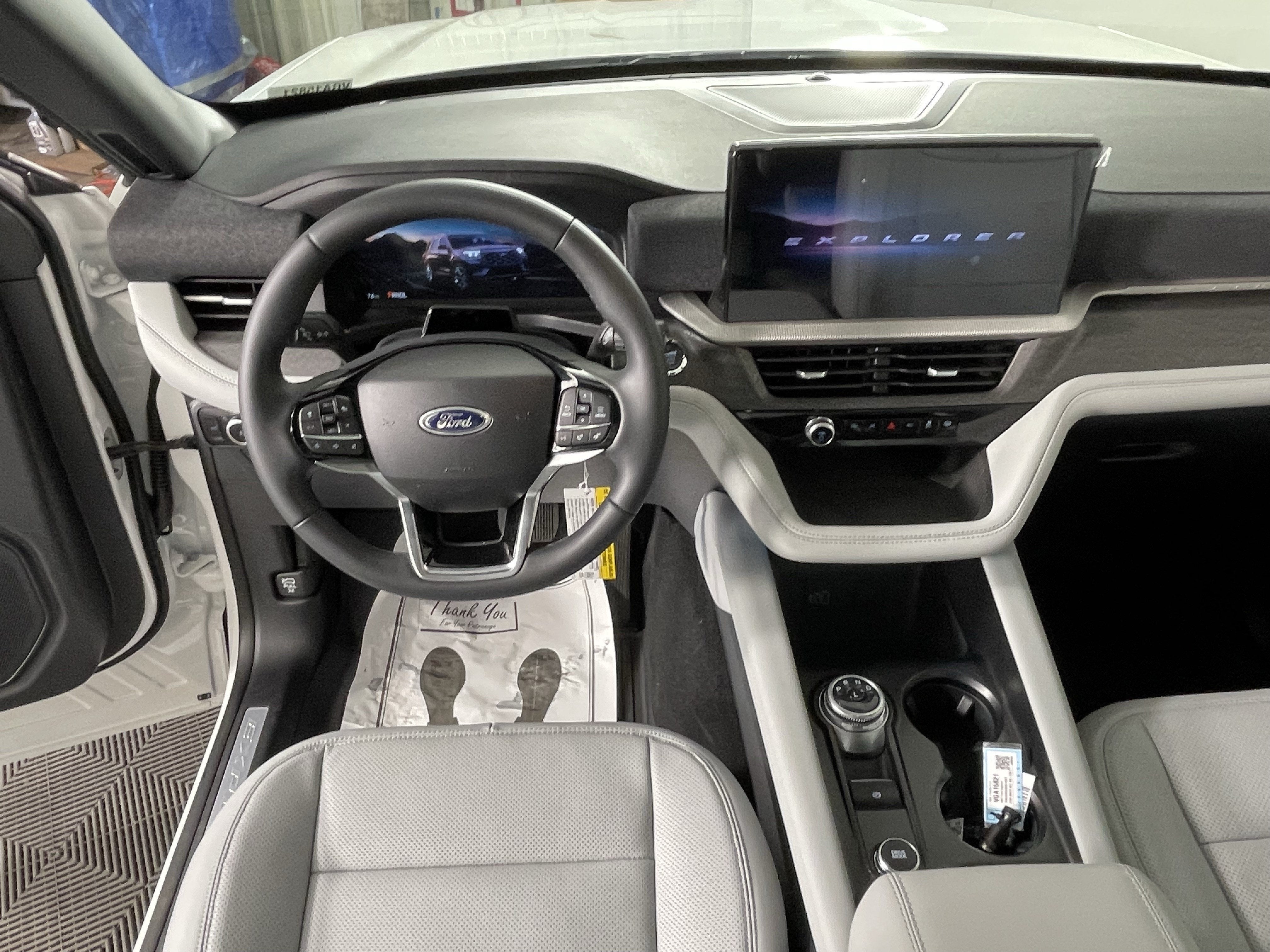 2027 Ford Explorer Platinum