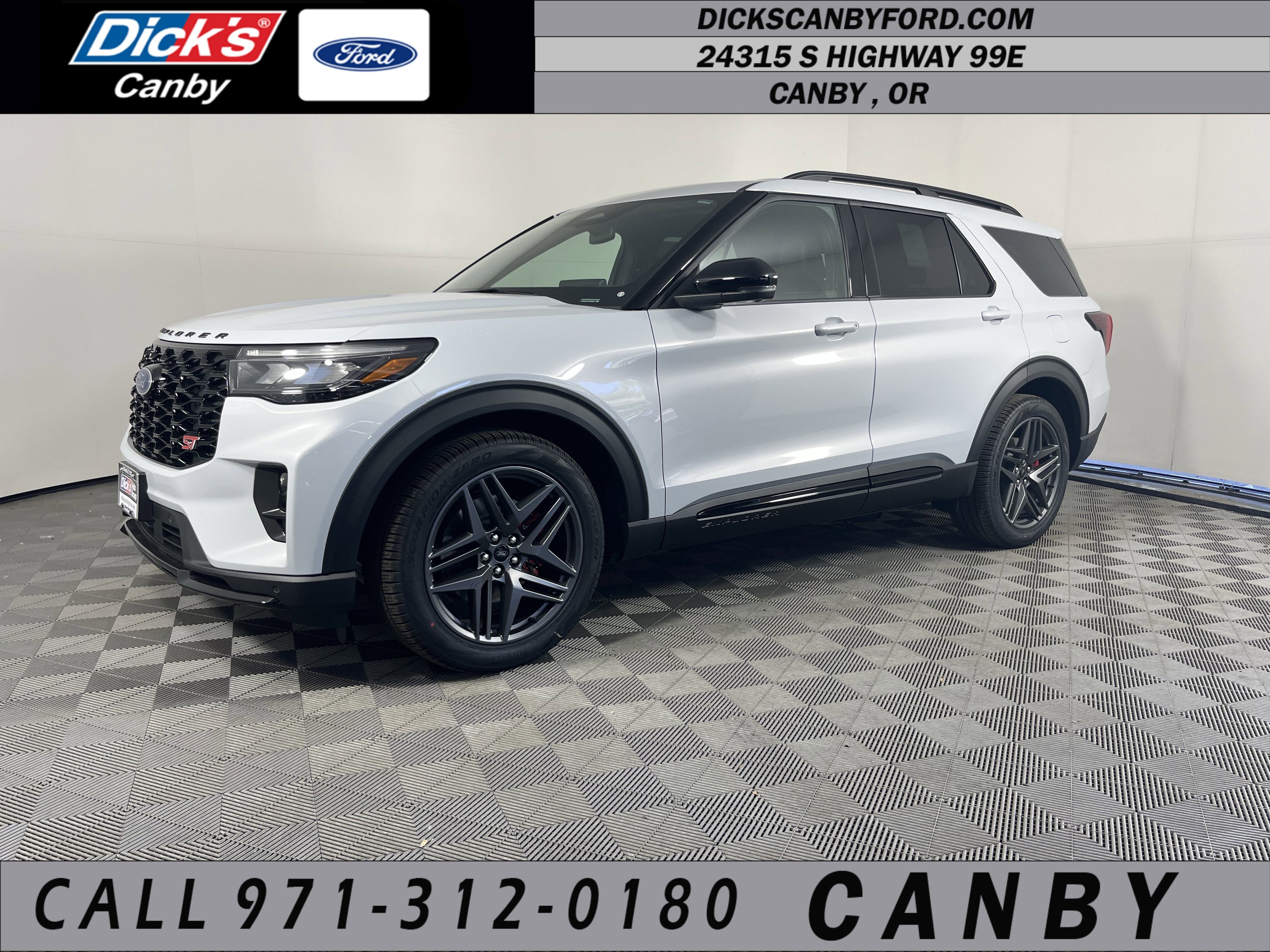 2026 Ford Explorer ST 4WD's photo