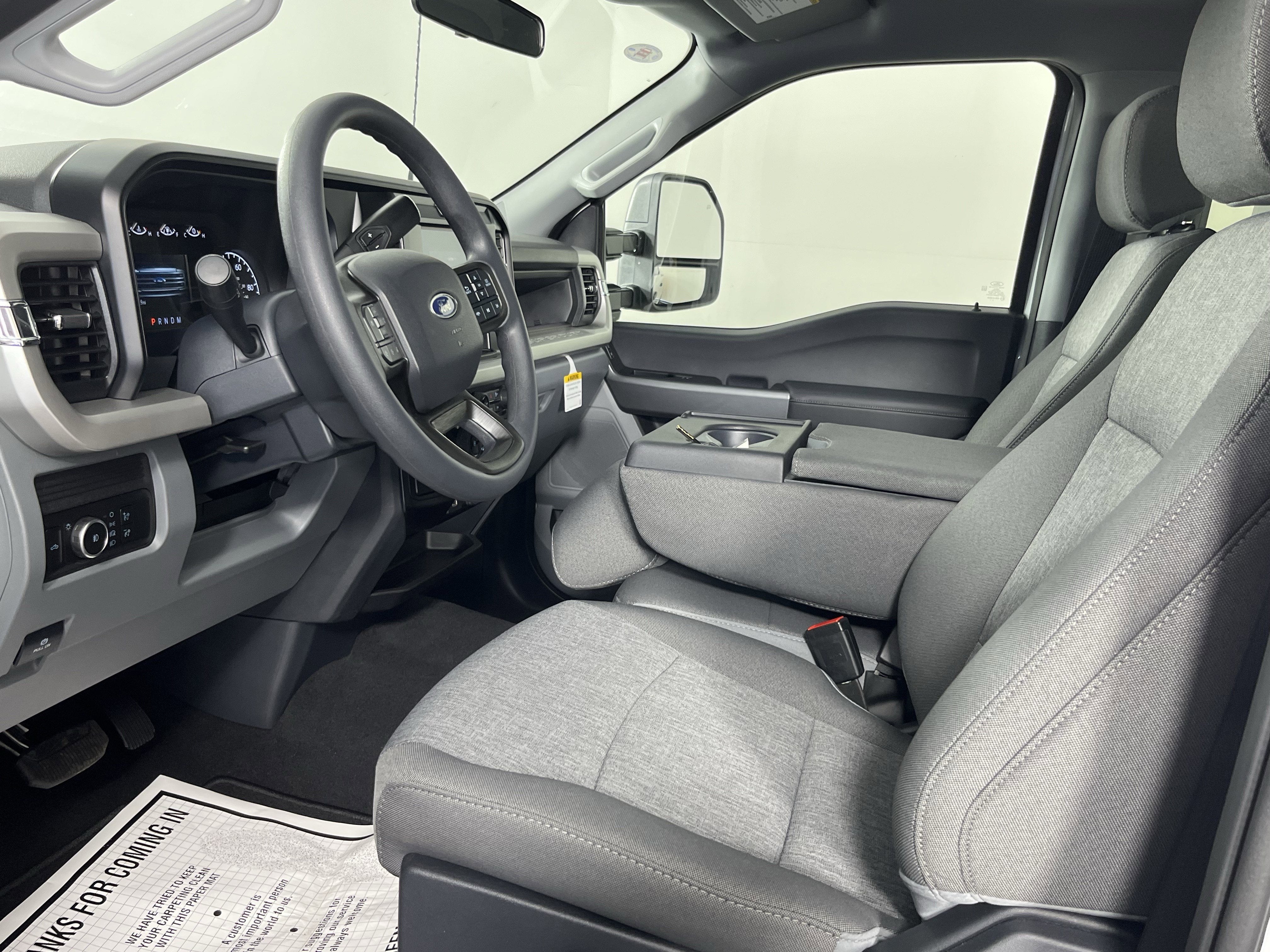 2026 Ford Super Duty F-250 SRW XL 4WD Crew Cab 8' Box