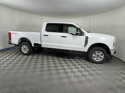 2027 Ford Super Duty F-250 SRW XLT 4WD Crew Cab 6.75' Box