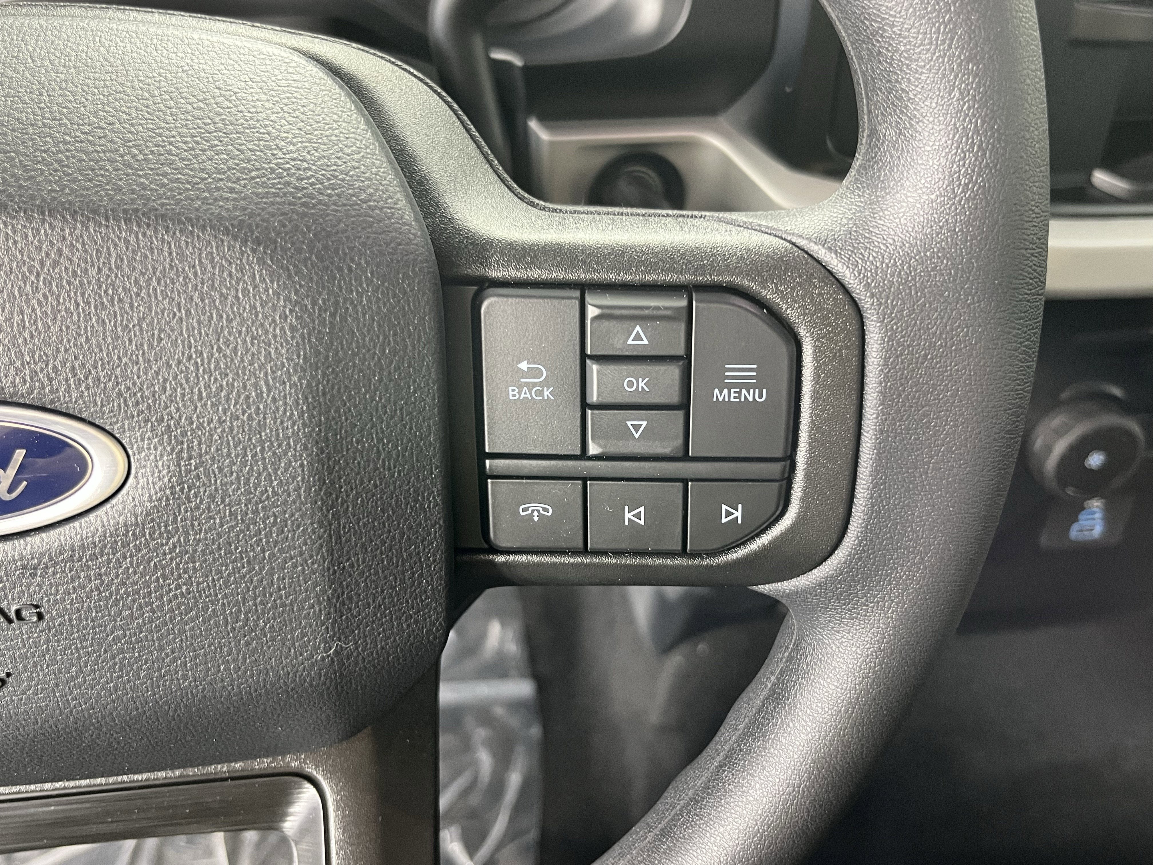 2026 Ford Super Duty F-250 SRW XL 4WD Crew Cab 6.75' Box