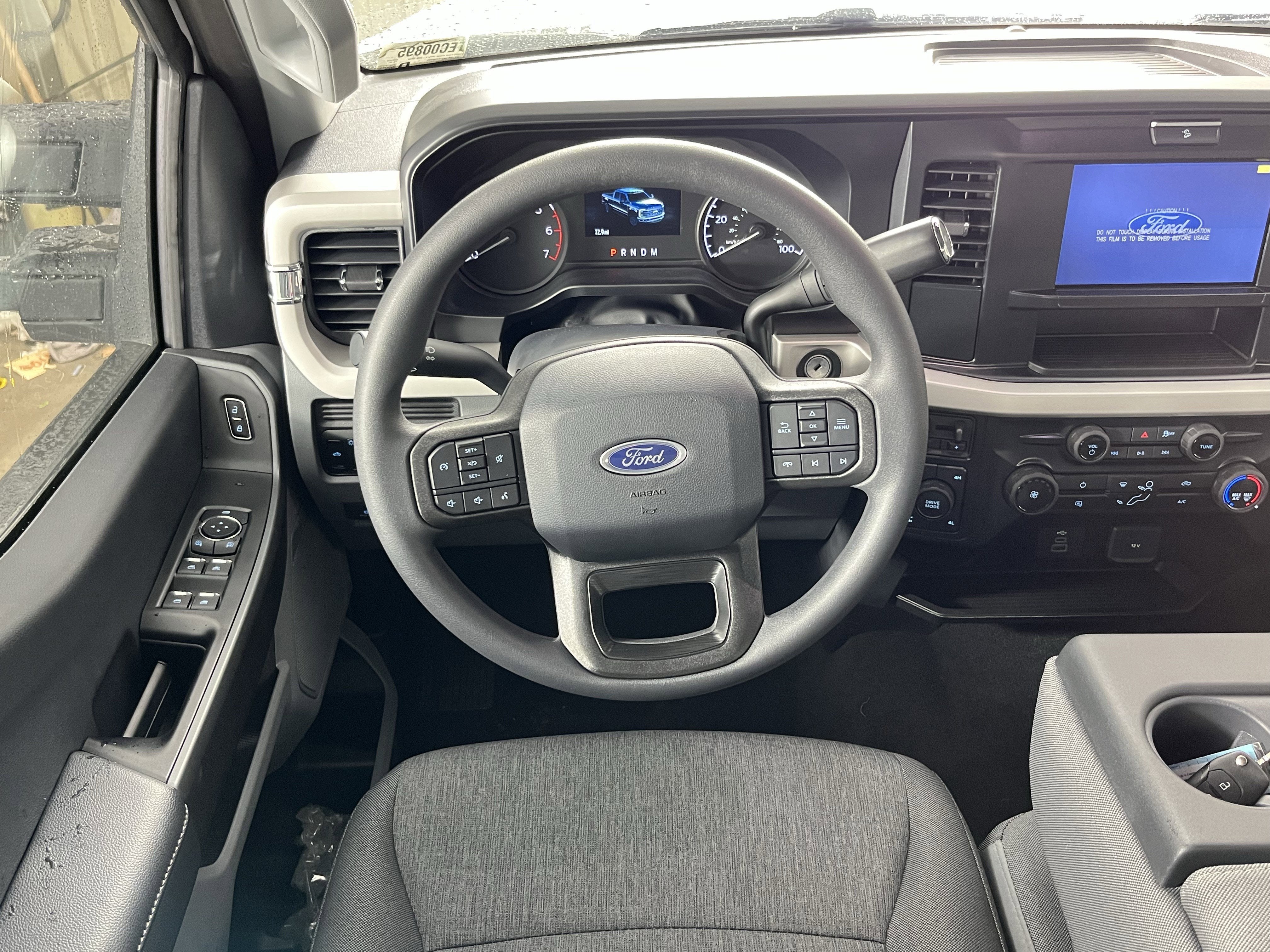 2026 Ford Super Duty F-250 SRW XL 4WD Crew Cab 6.75' Box