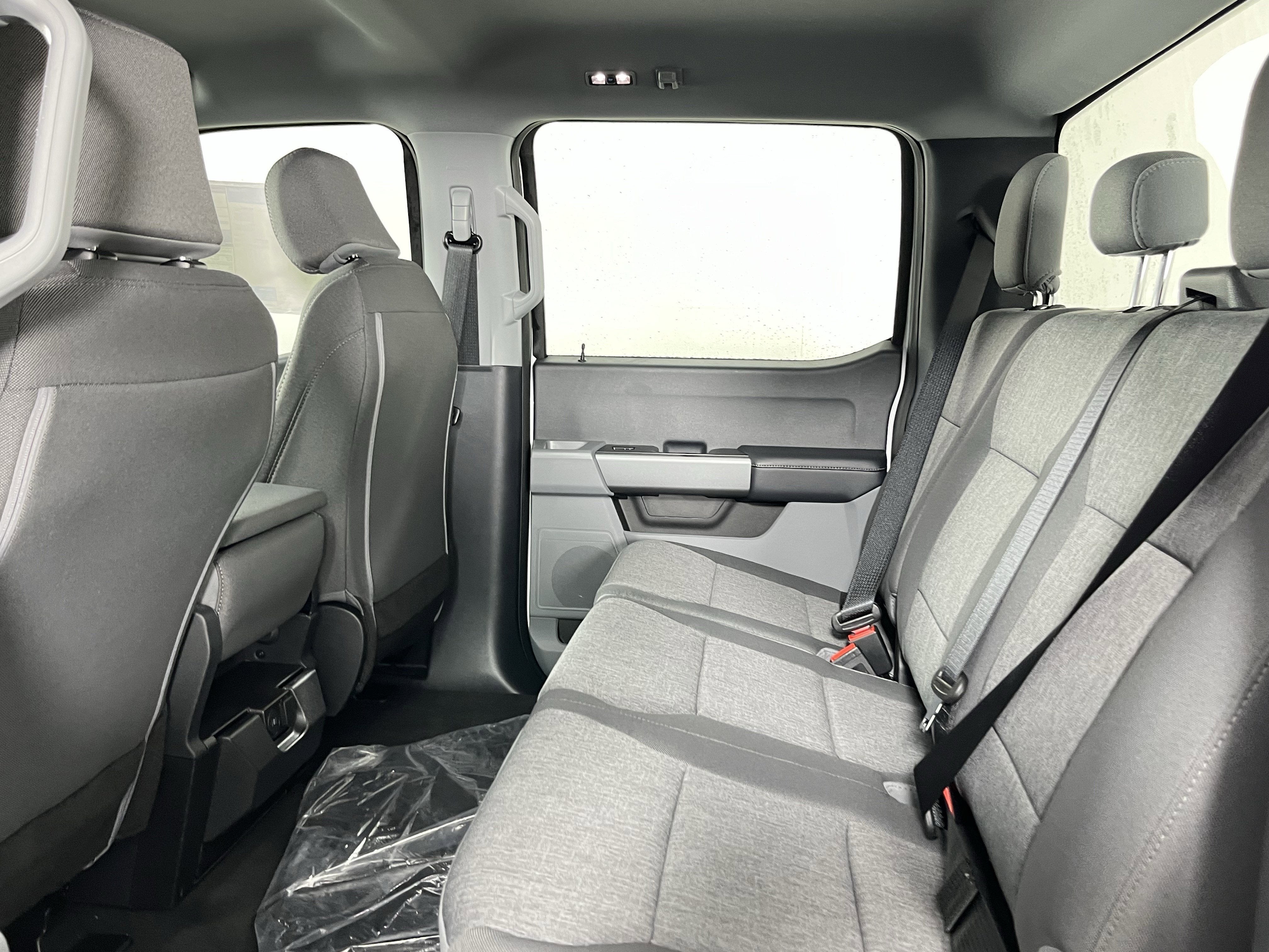 2026 Ford Super Duty F-250 SRW XL 4WD Crew Cab 6.75' Box