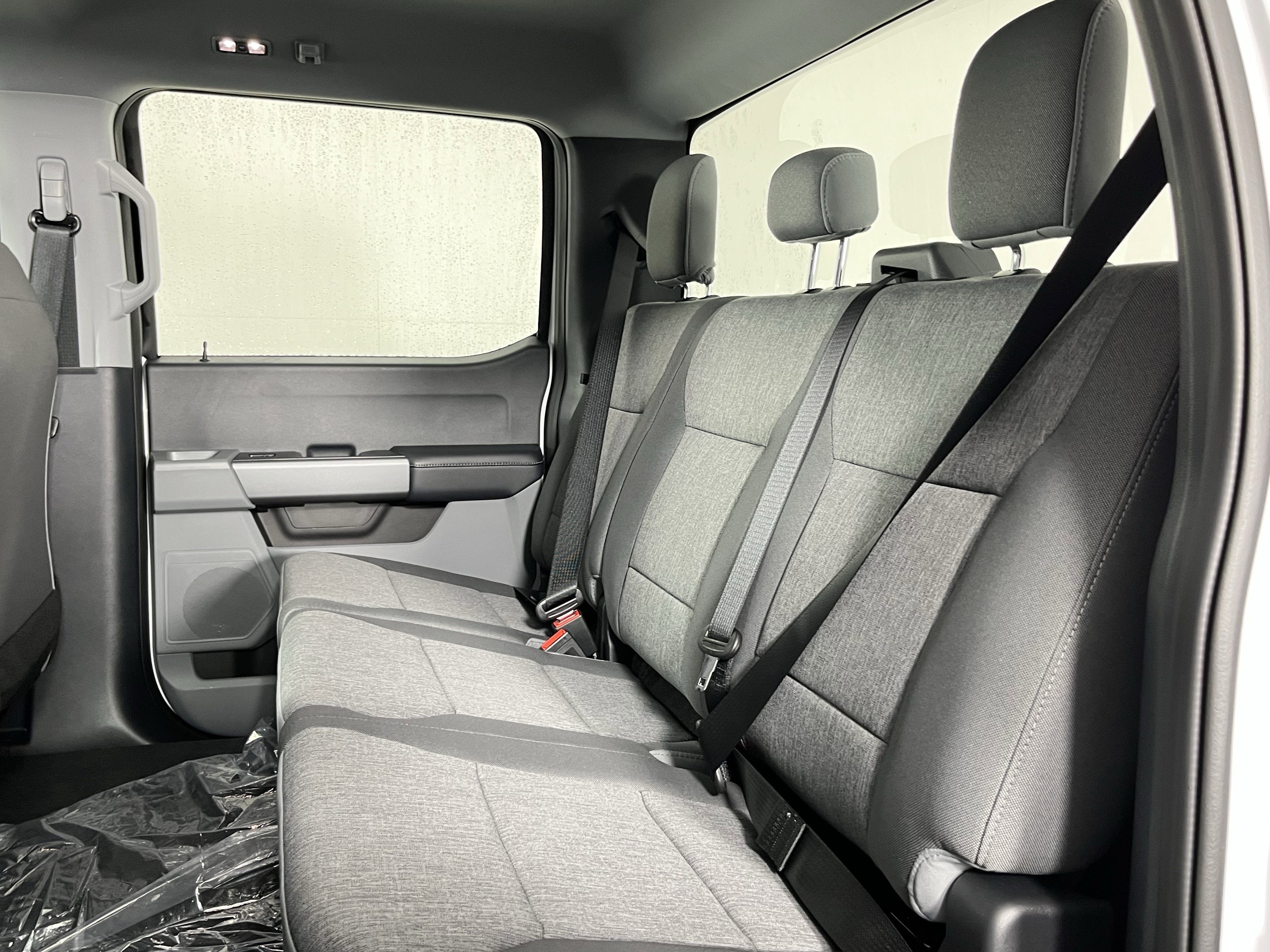 2026 Ford Super Duty F-250 SRW XL 4WD Crew Cab 6.75' Box