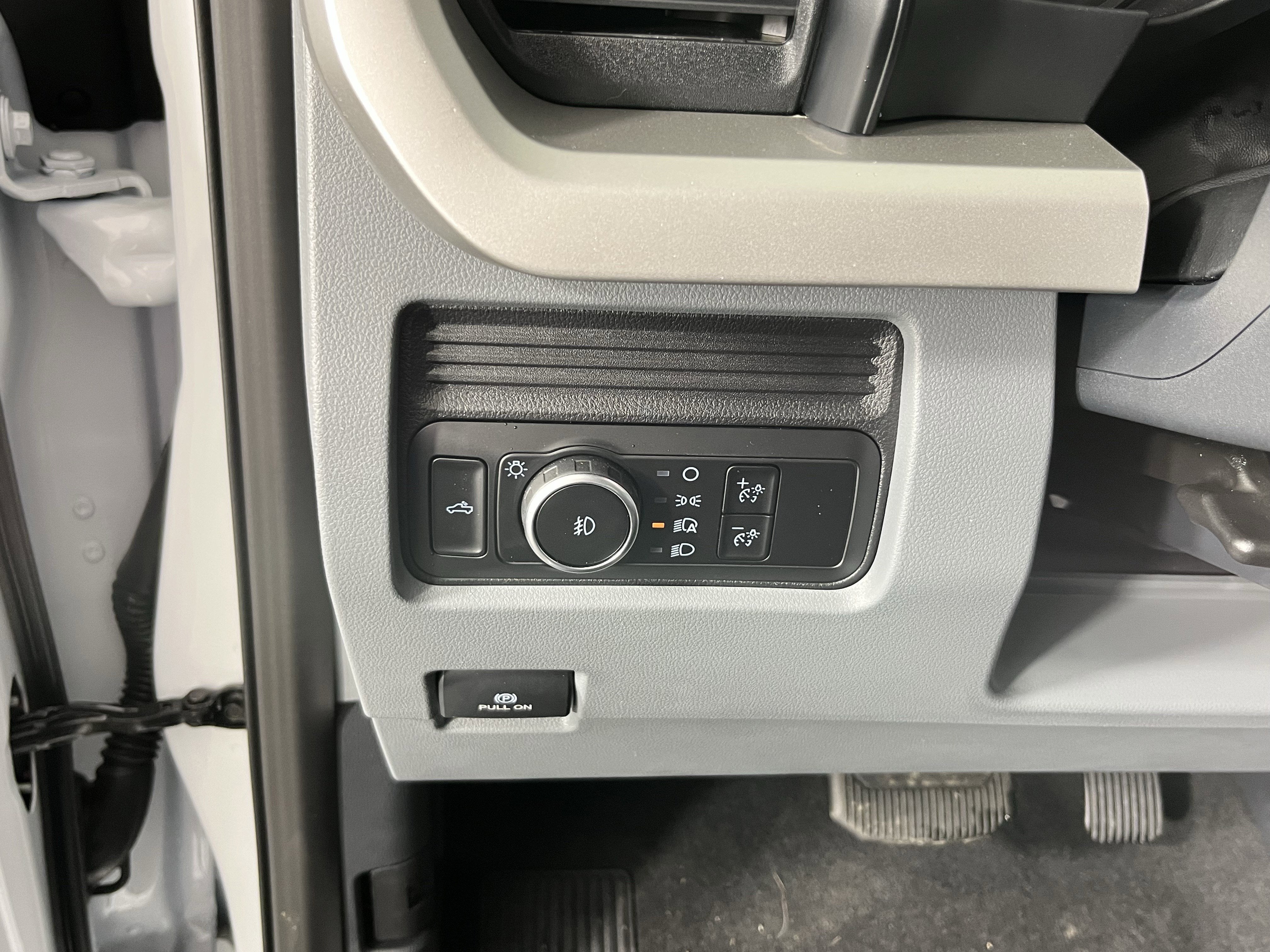 2026 Ford Super Duty F-250 SRW XL 4WD Crew Cab 6.75' Box