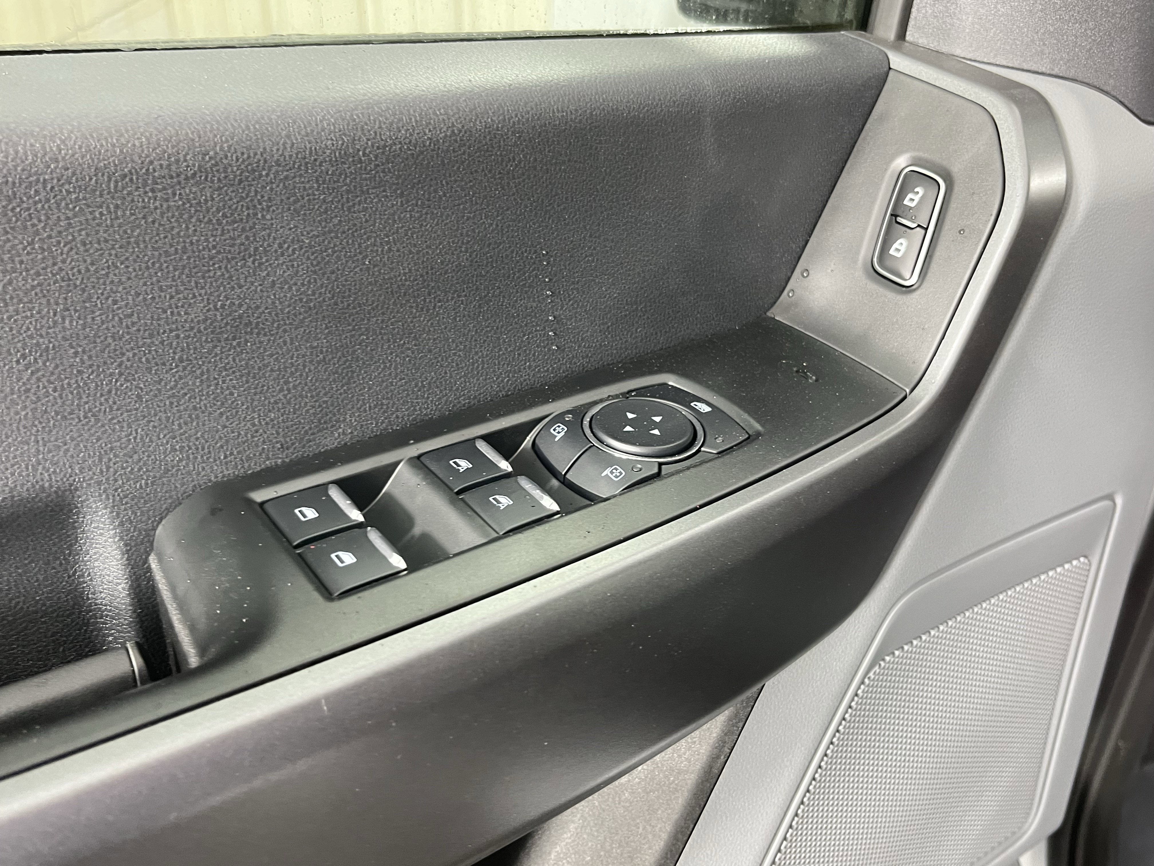 2026 Ford Super Duty F-250 SRW XL 4WD Crew Cab 6.75' Box