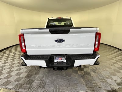 2026 Ford Super Duty F-250 SRW XL 4WD Crew Cab 6.75' Box