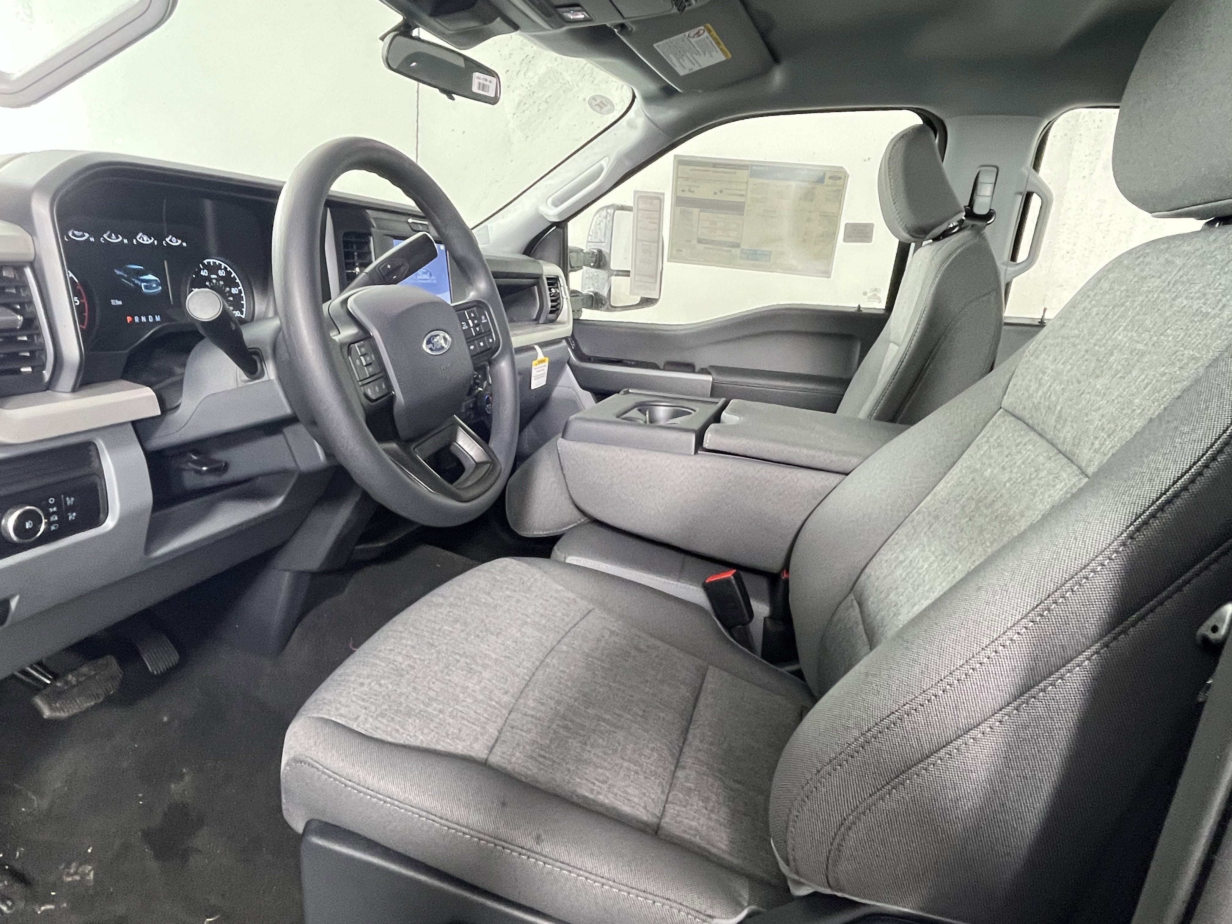 2026 Ford Super Duty F-250 SRW XL 4WD Crew Cab 6.75' Box