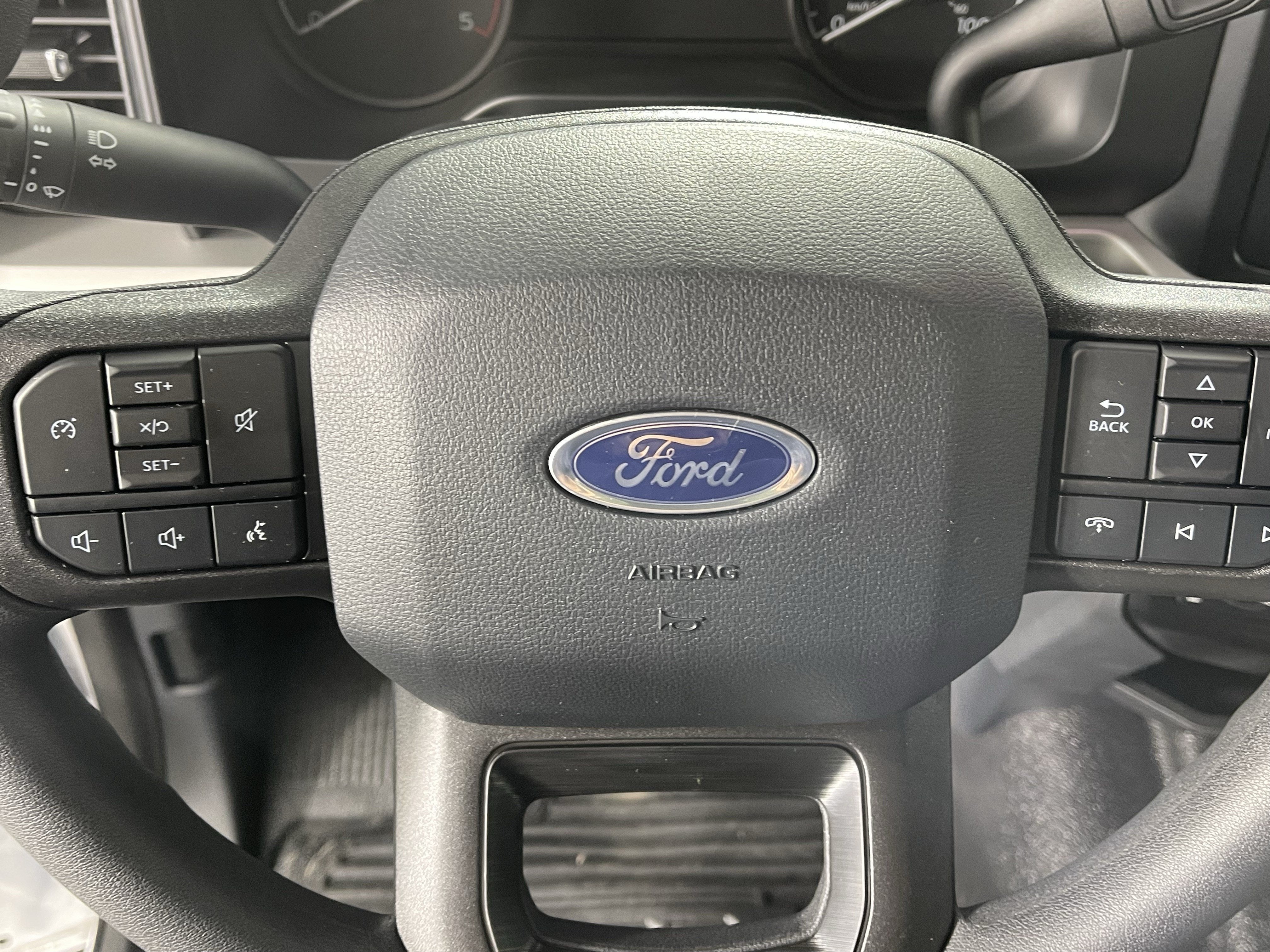 2026 Ford Super Duty F-250 SRW XL 4WD Crew Cab 6.75' Box