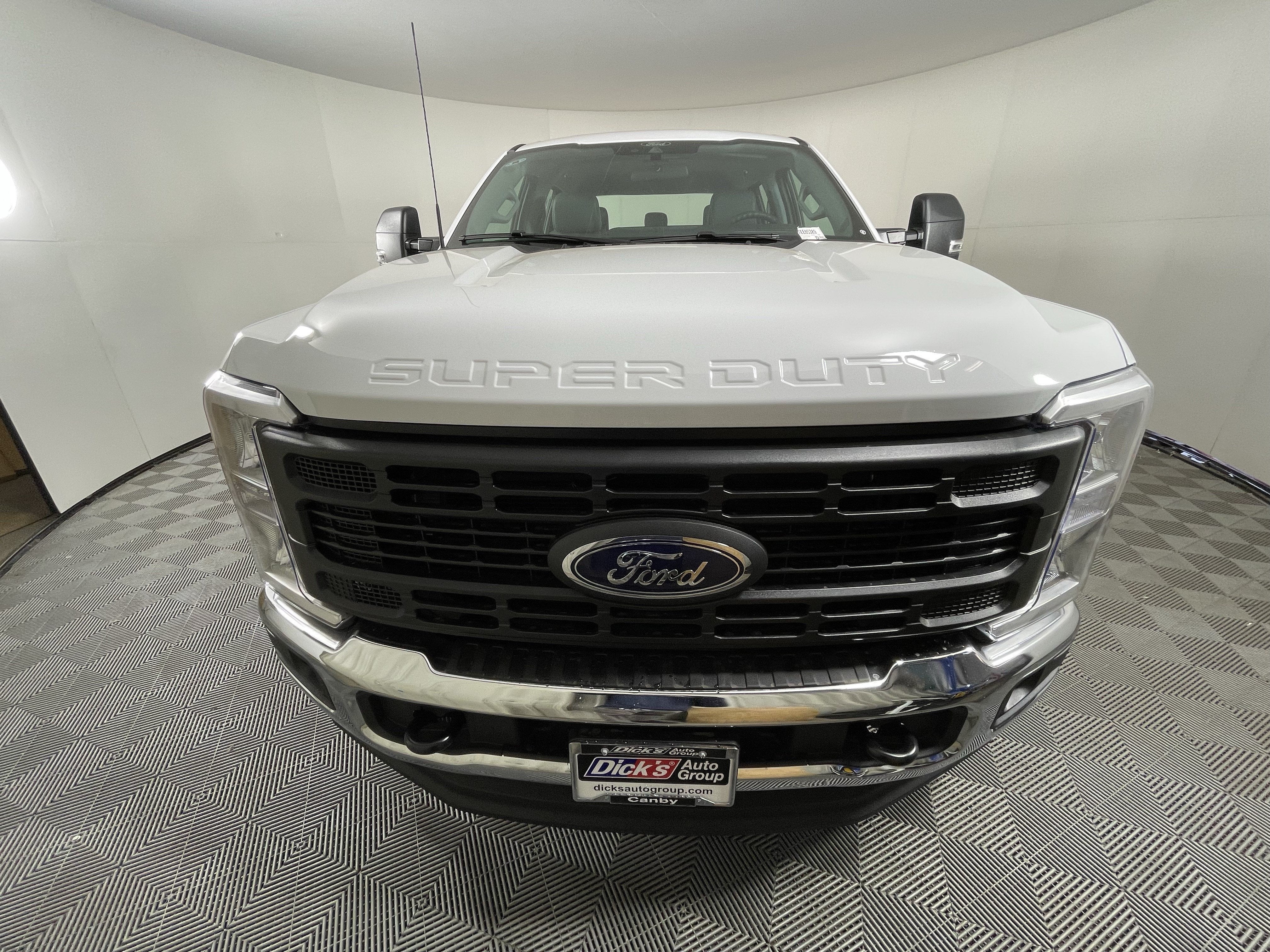 2026 Ford Super Duty F-250 SRW XL 4WD Crew Cab 6.75' Box