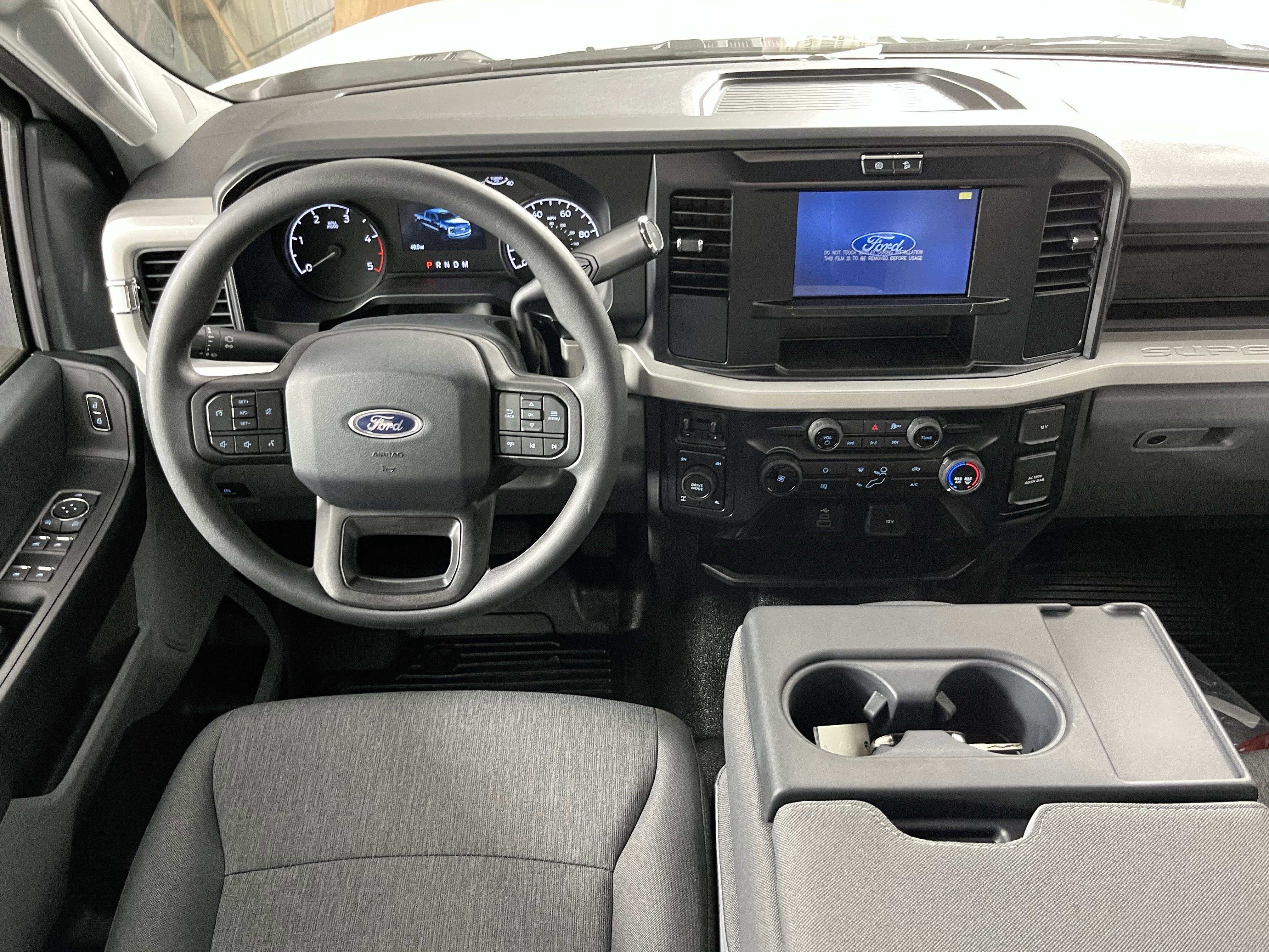 2026 Ford Super Duty F-250 SRW XL 4WD Crew Cab 6.75' Box