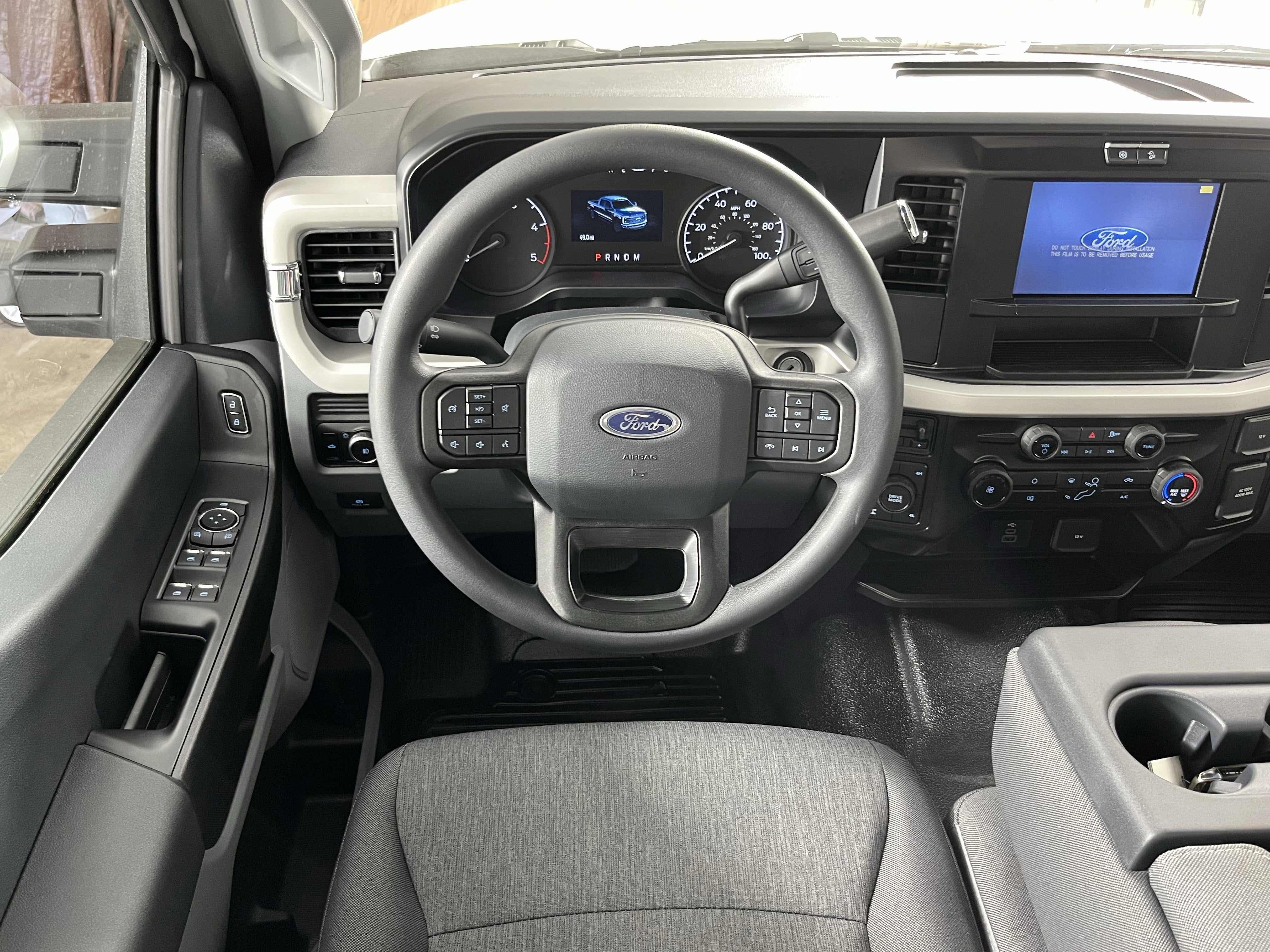 2026 Ford Super Duty F-250 SRW XL 4WD Crew Cab 6.75' Box