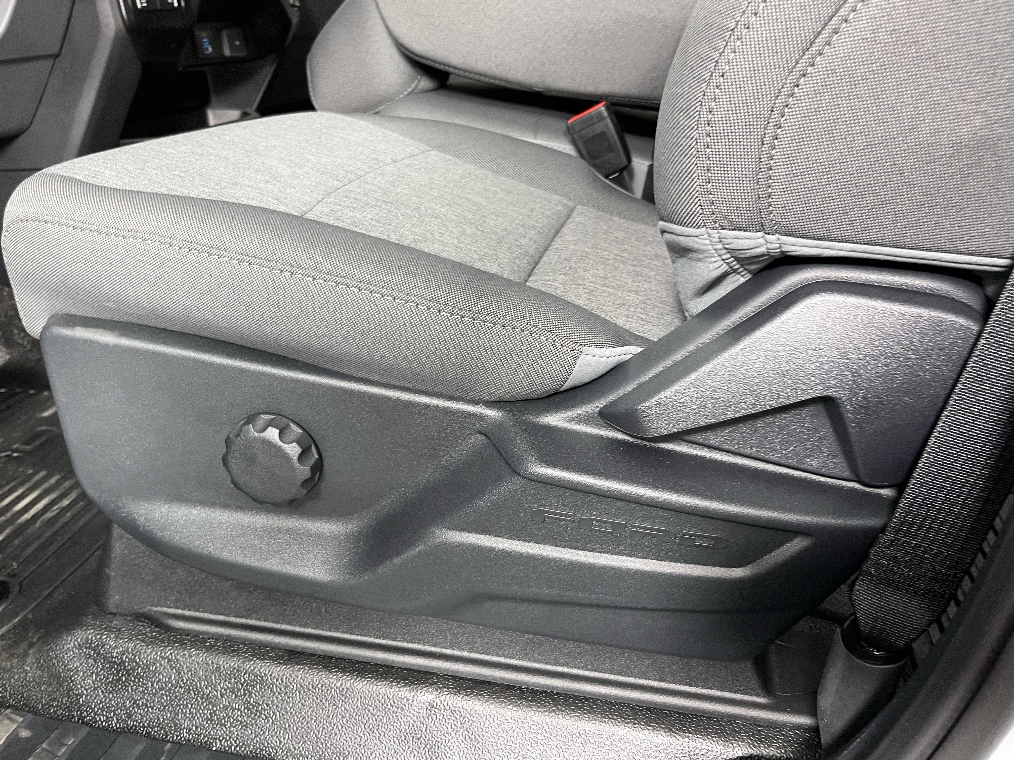 2026 Ford Super Duty F-250 SRW XL 4WD Crew Cab 6.75' Box