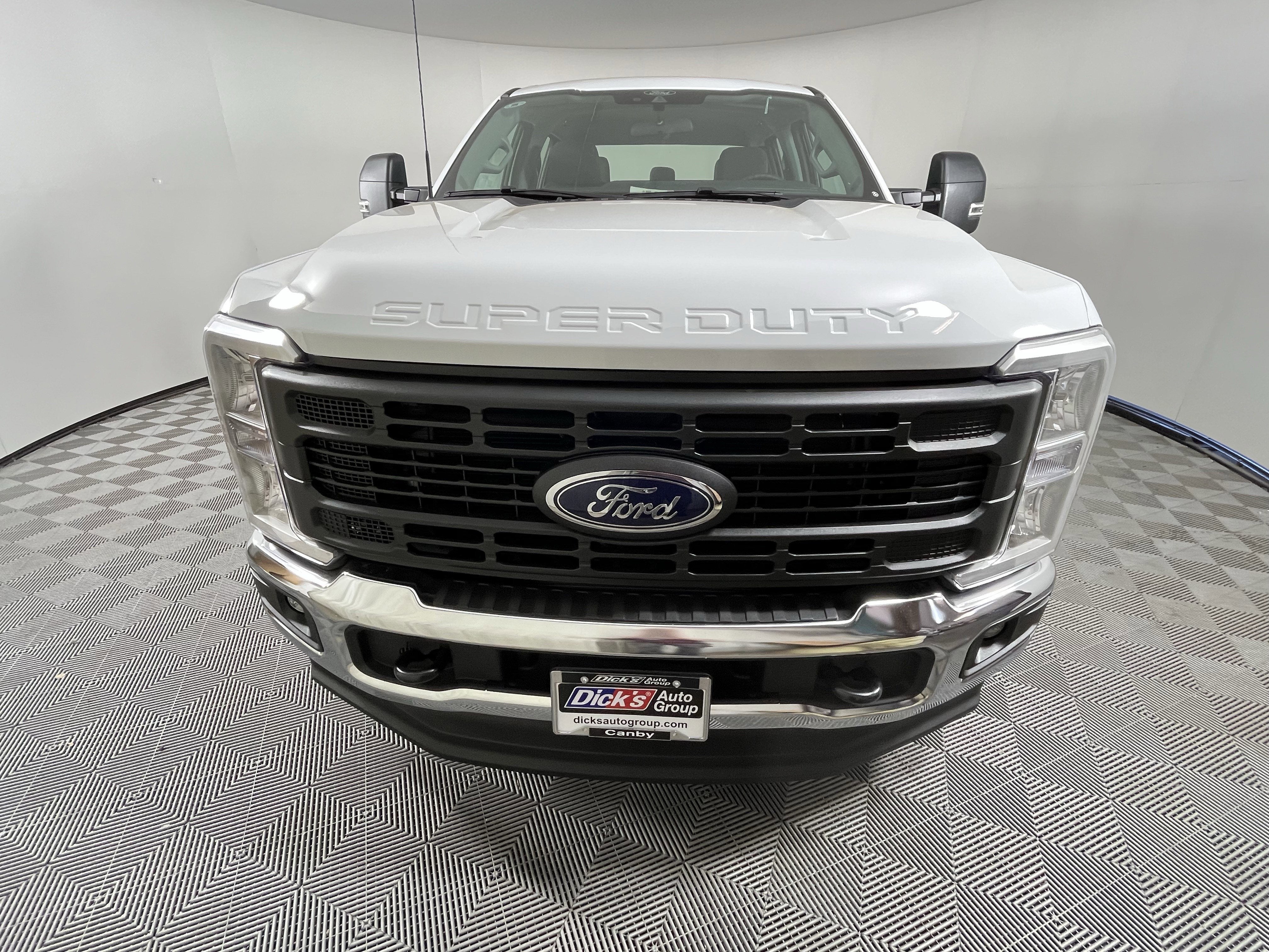 2026 Ford Super Duty F-250 SRW XL 4WD Crew Cab 6.75' Box